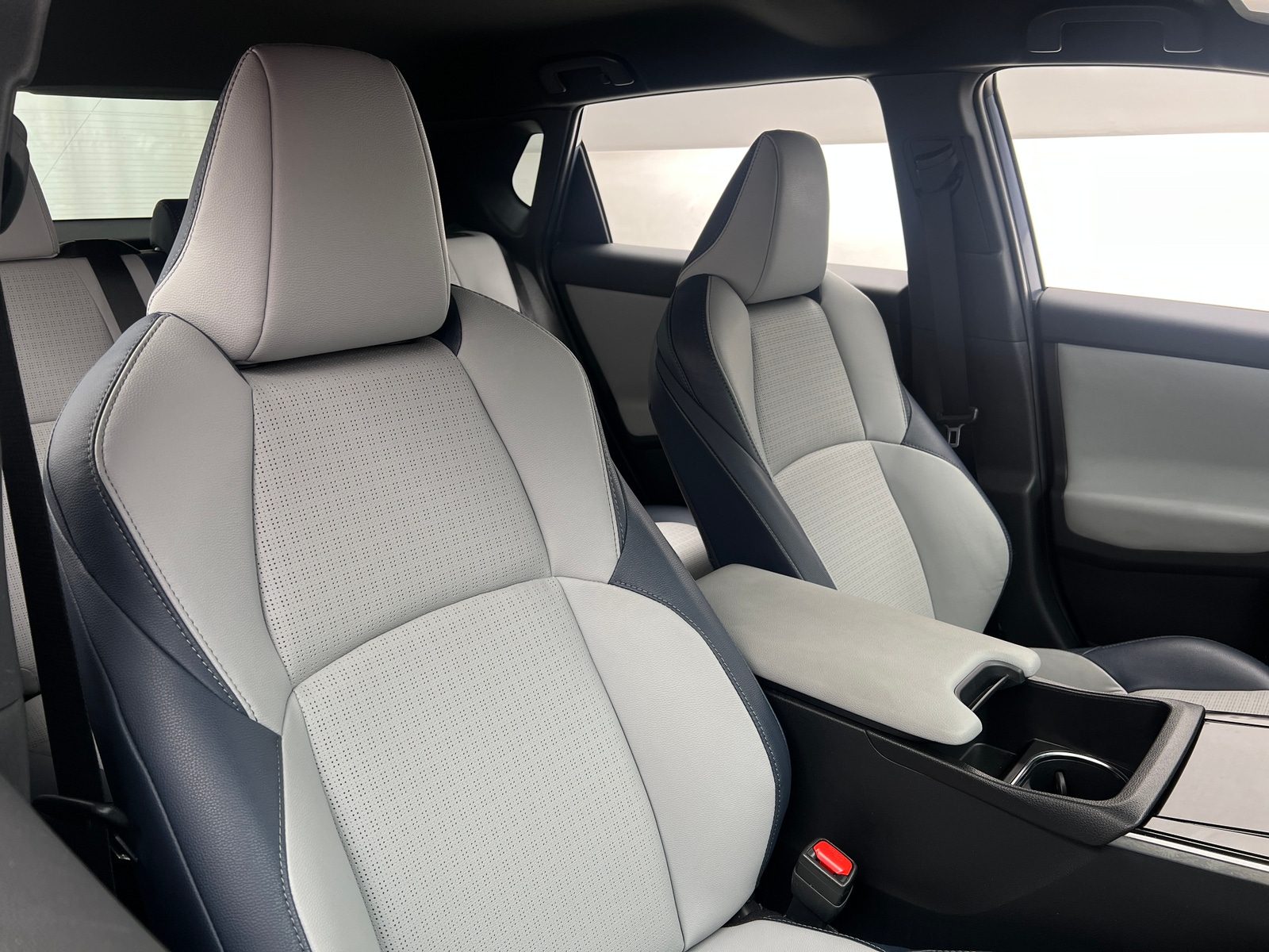 Thumbnail: 2023 Subaru Solterra - 2