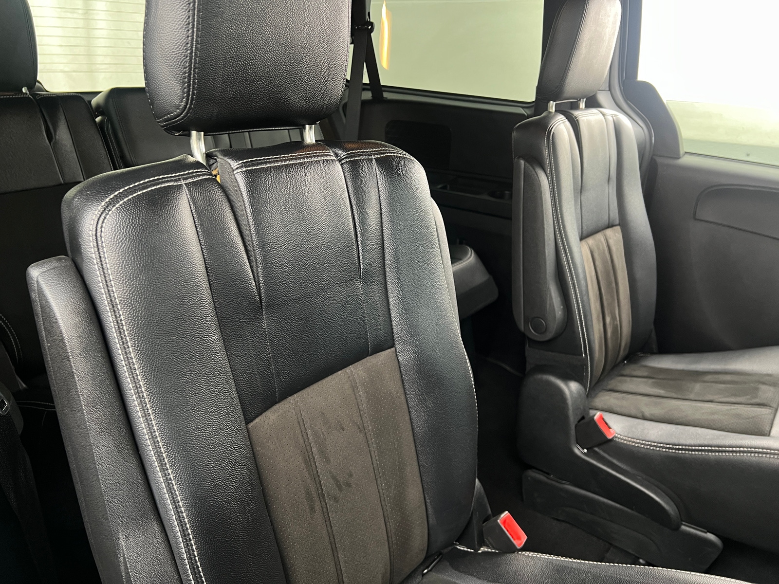 Thumbnail: 2019 Dodge Grand Caravan - 6