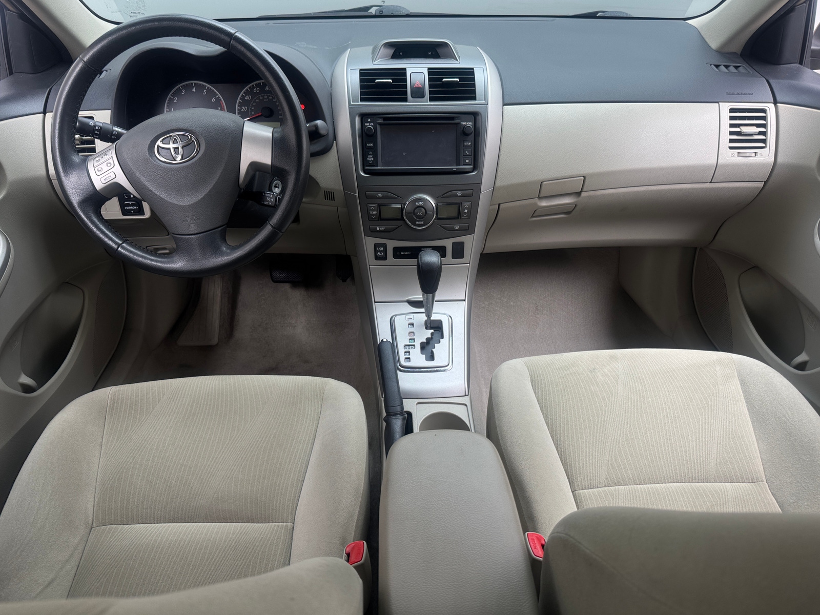 Thumbnail: 2013 Toyota Corolla - 3