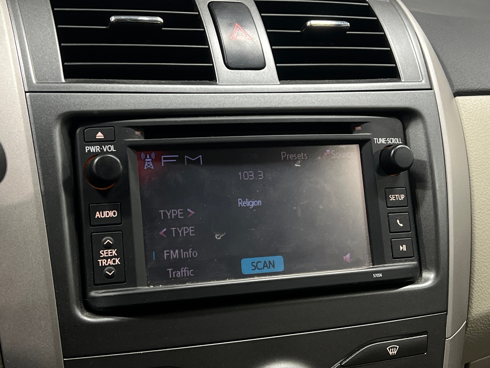 Thumbnail: 2013 Toyota Corolla - 4