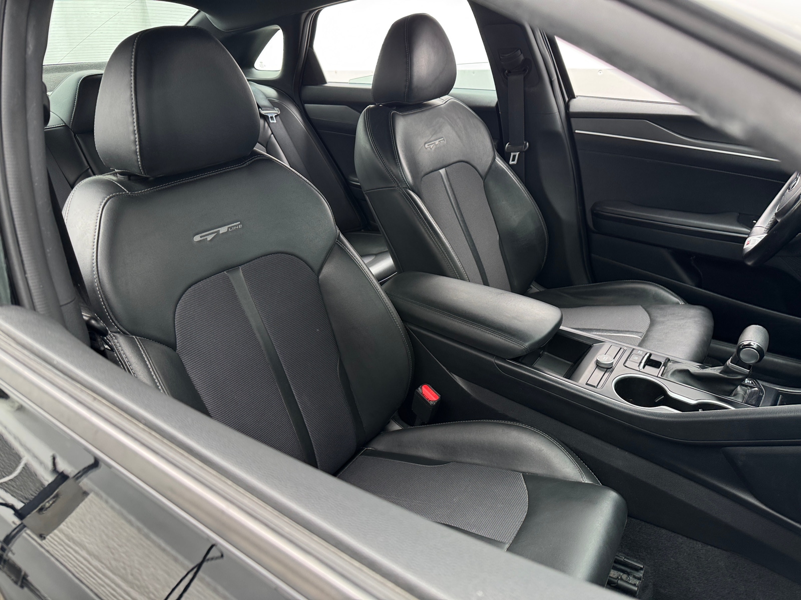 Thumbnail: 2021 Kia K5 - 2