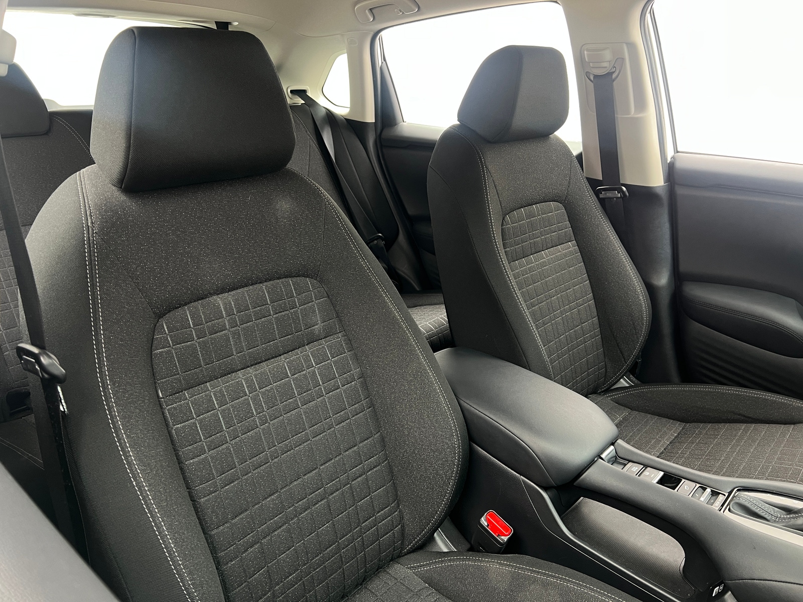 Thumbnail: 2023 Honda HR-V - 2