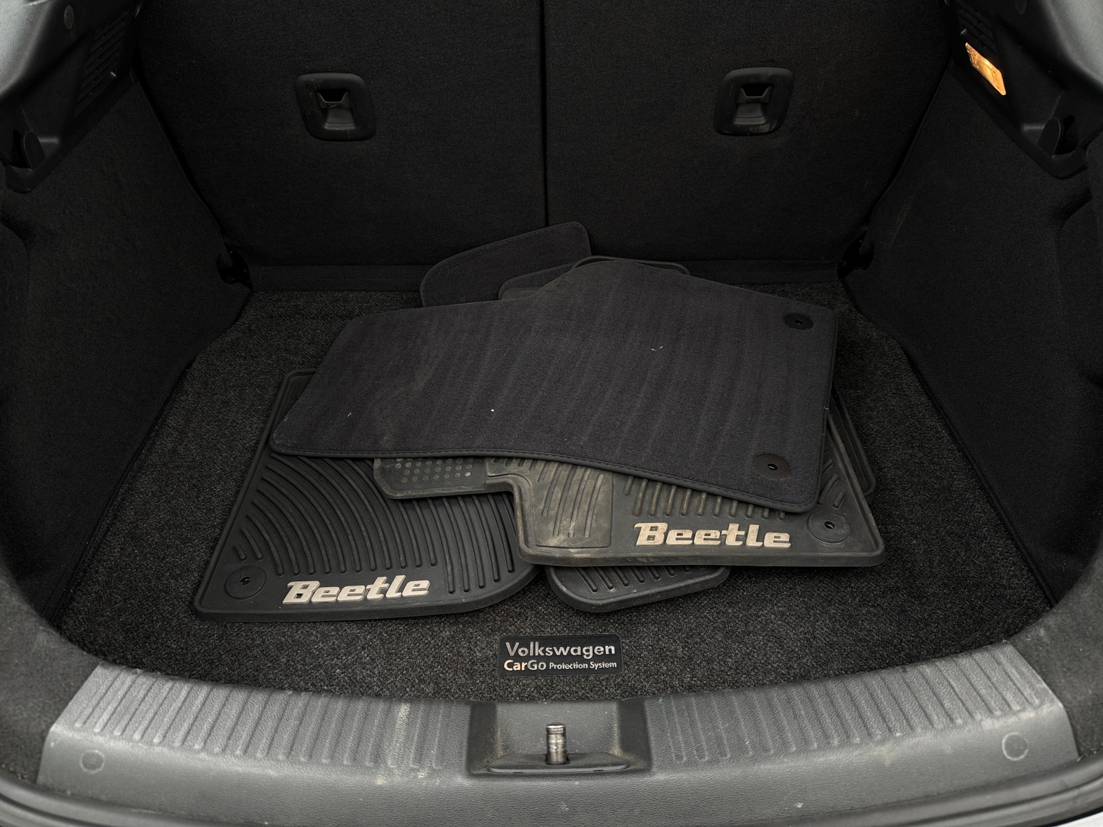 Thumbnail: 2013 Volkswagen Beetle - 5