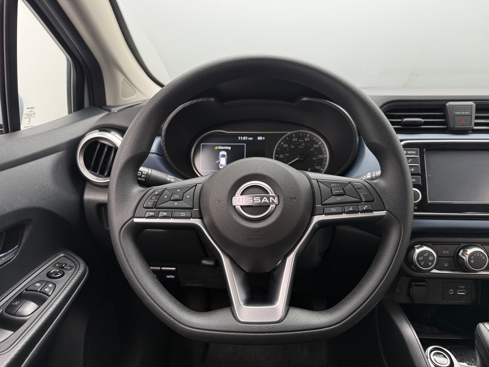 Thumbnail: 2025 Nissan Versa - 5