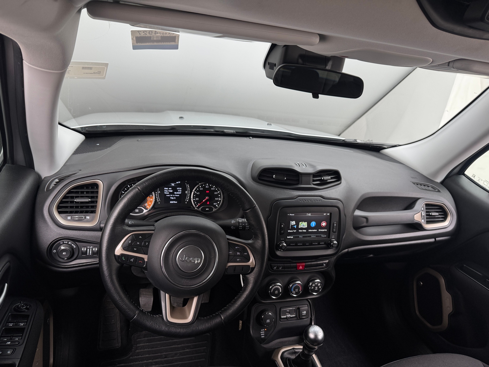 Thumbnail: 2016 Jeep Renegade - 3