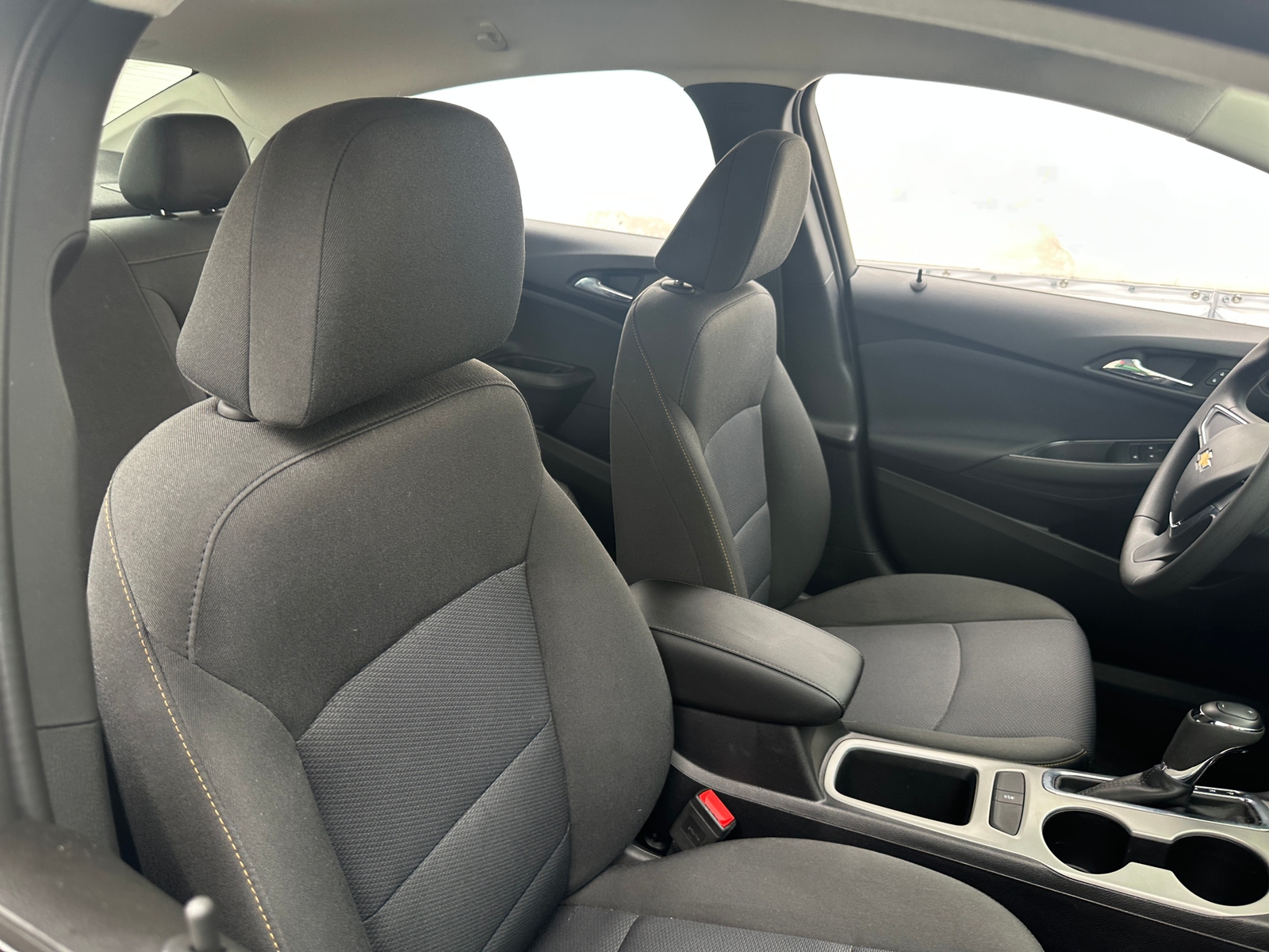 Thumbnail: 2018 Chevrolet Cruze - 2