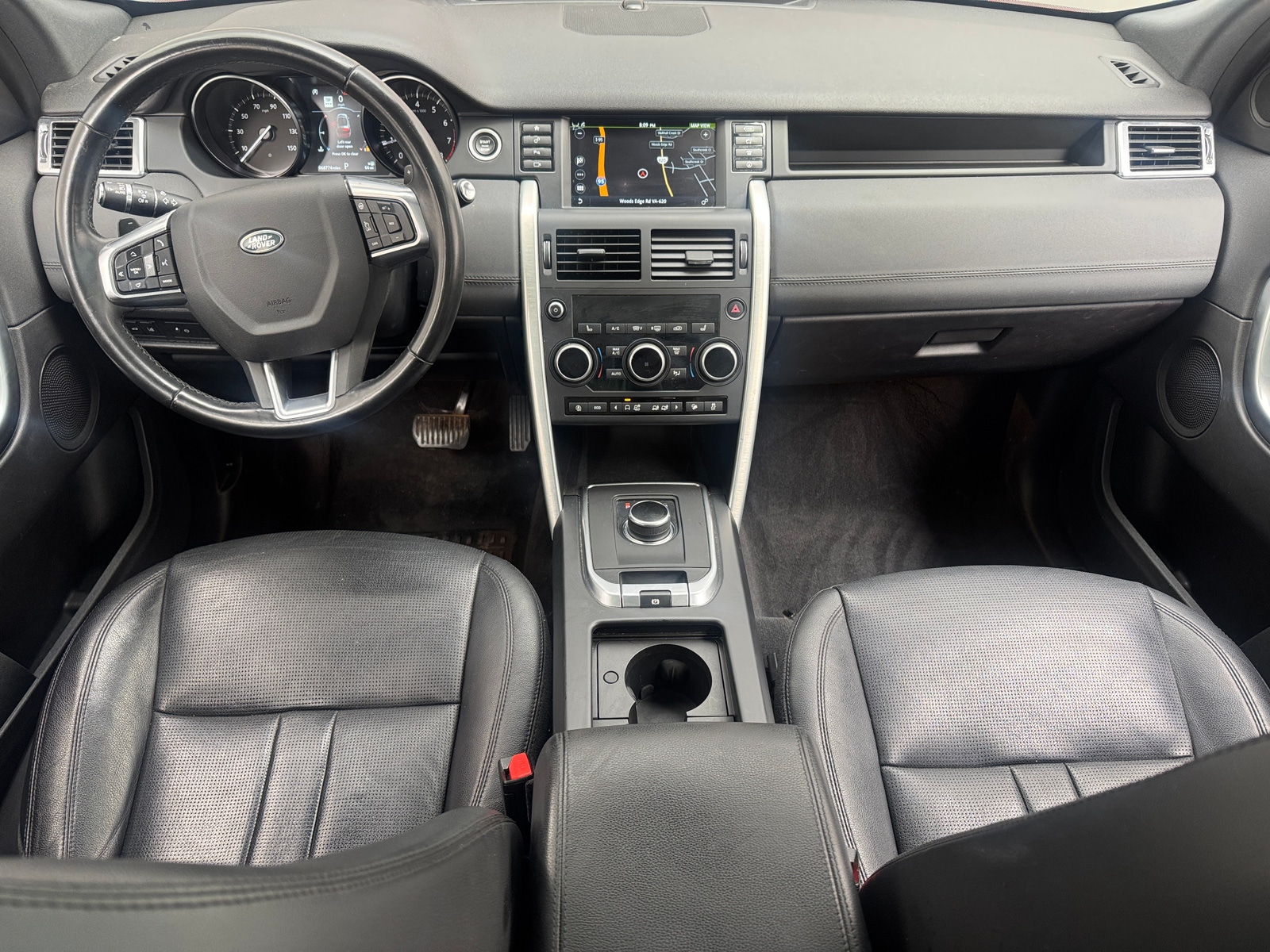 Thumbnail: 2019 Land Rover Discovery Sport - 2