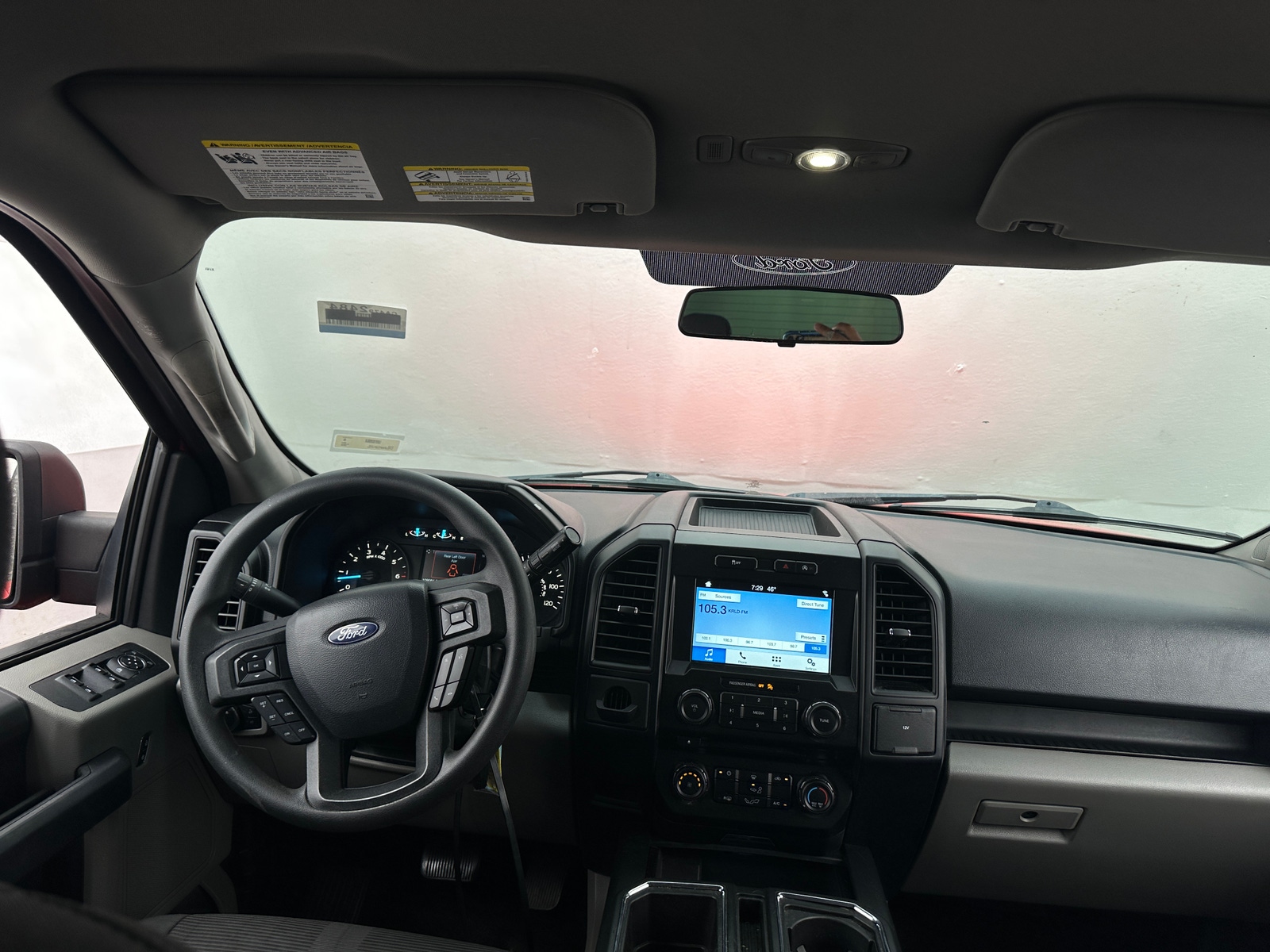 Thumbnail: 2018 Ford Econoline - 3