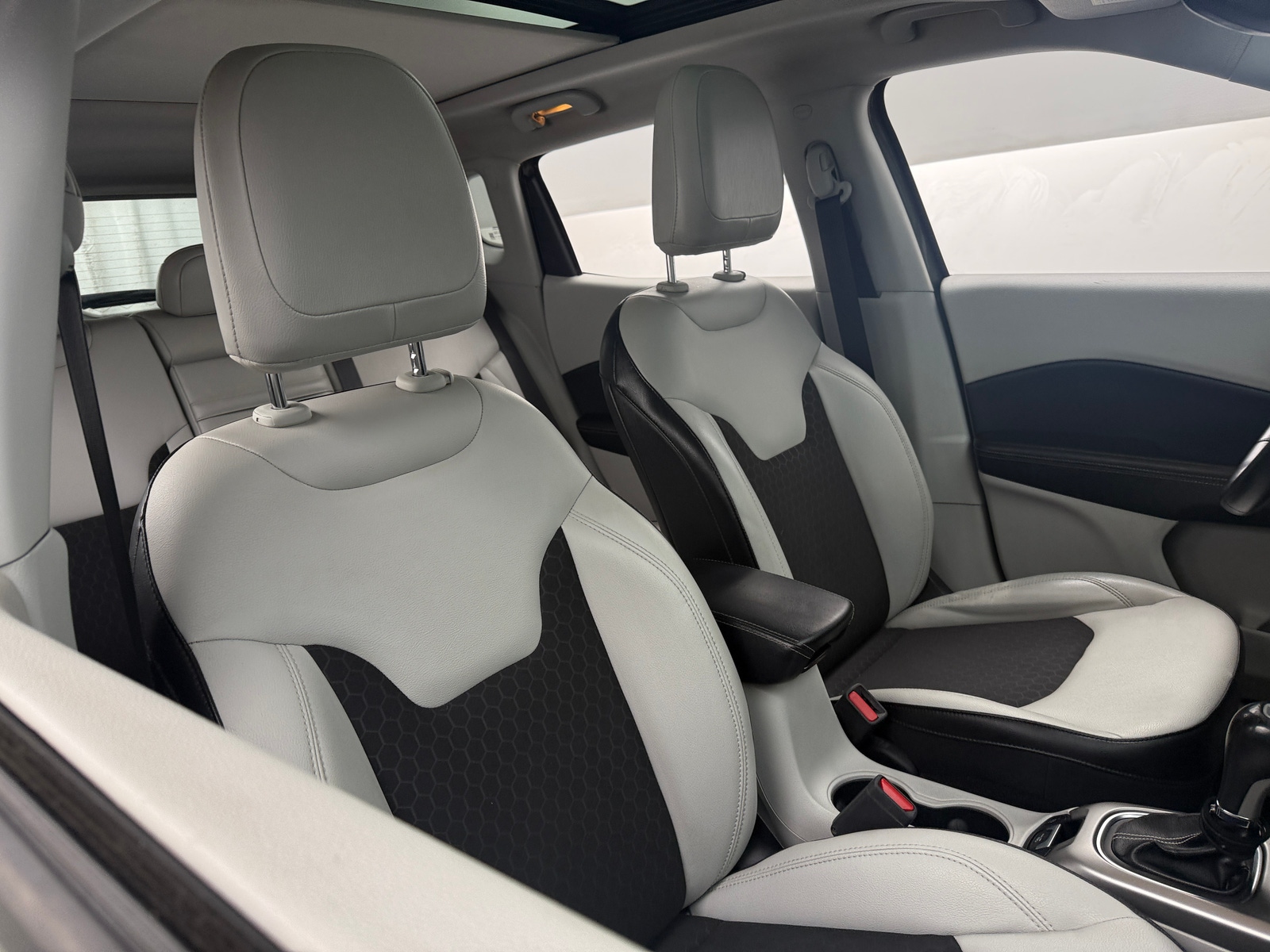 Thumbnail: 2018 Jeep Compass - 2