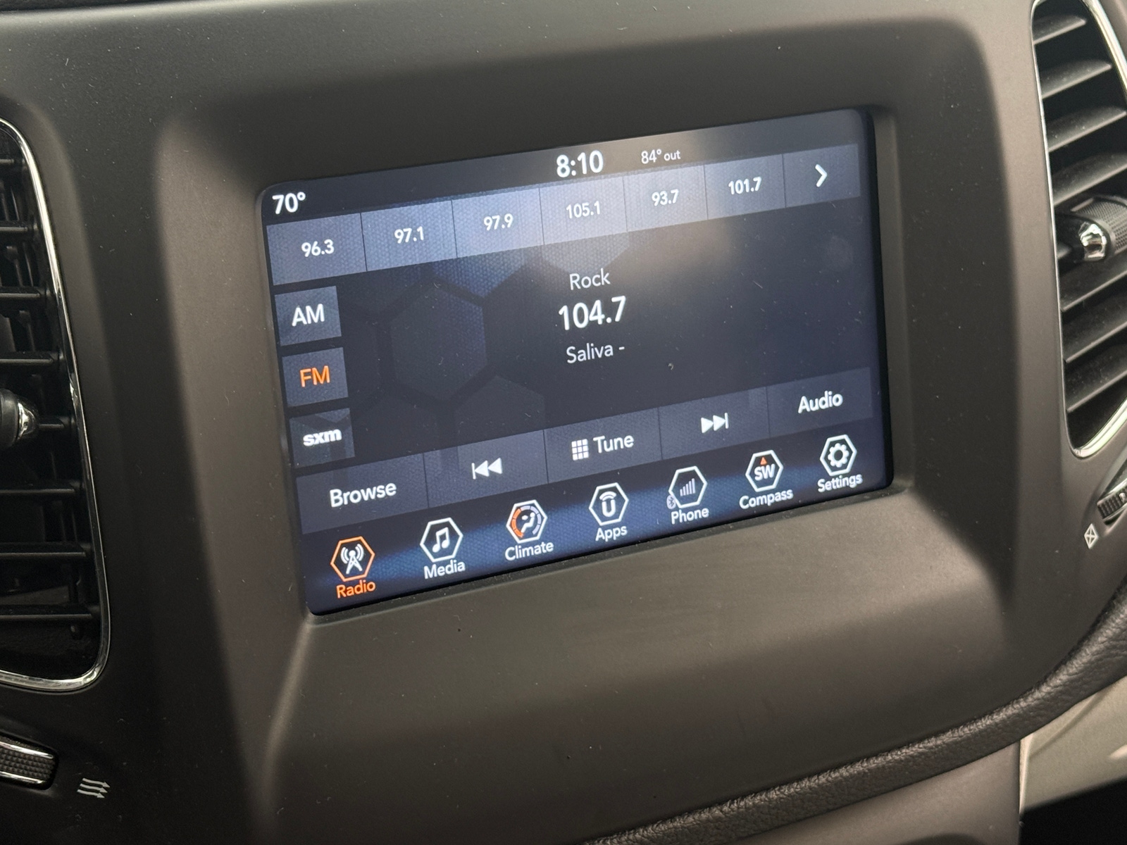 Thumbnail: 2018 Jeep Compass - 4