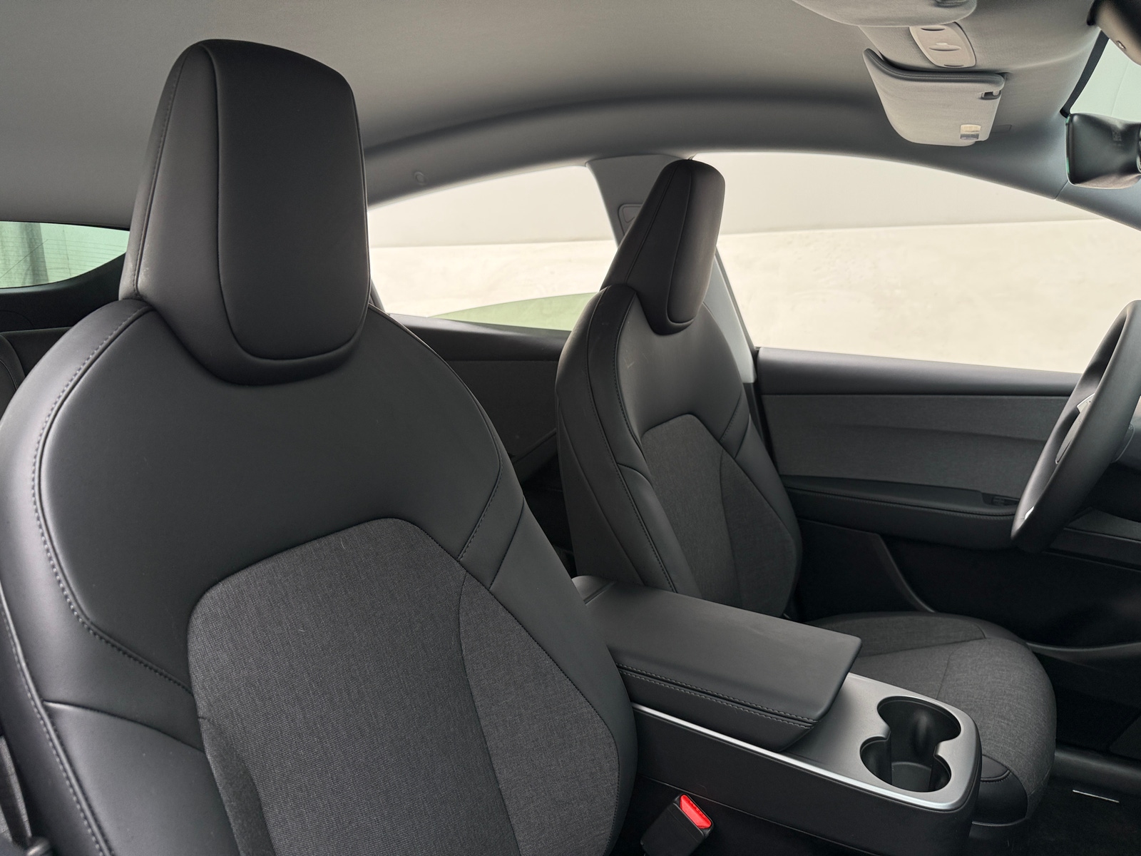 Thumbnail: 2026 Tesla Model Y - 2