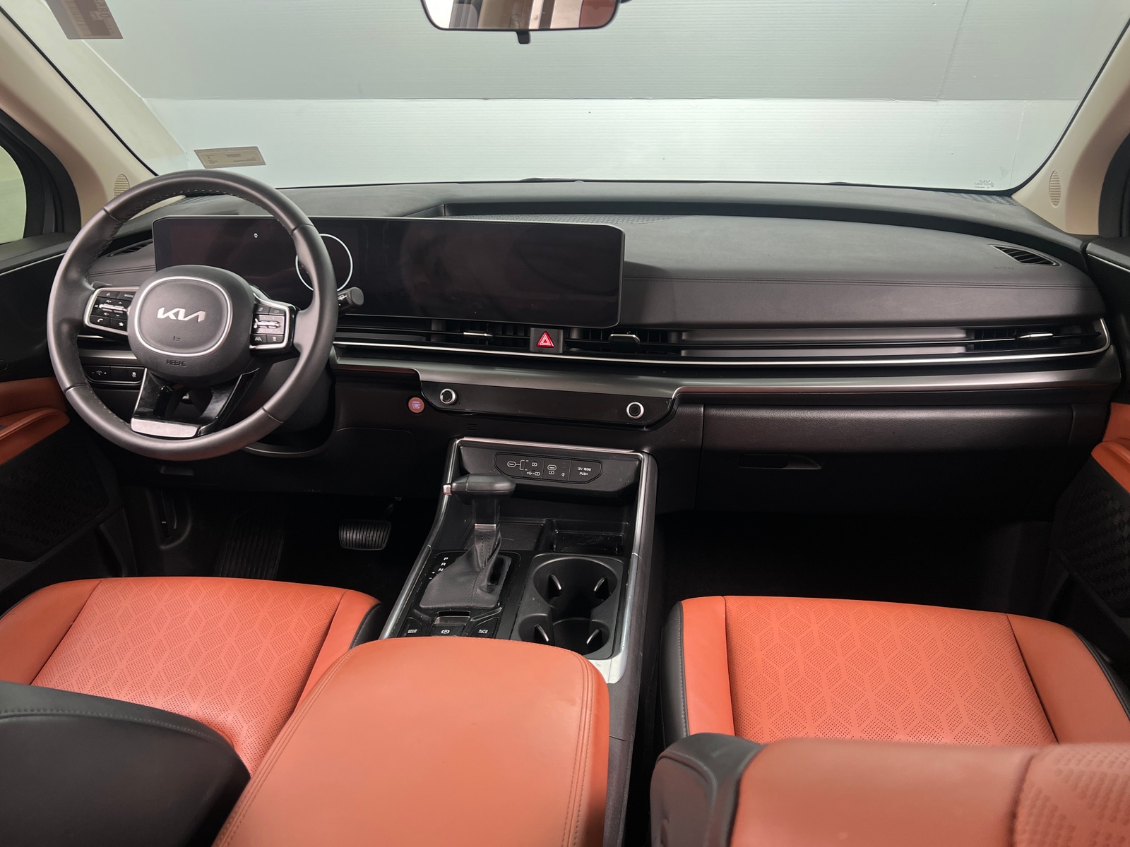 Thumbnail: 2025 Kia Carnival - 2