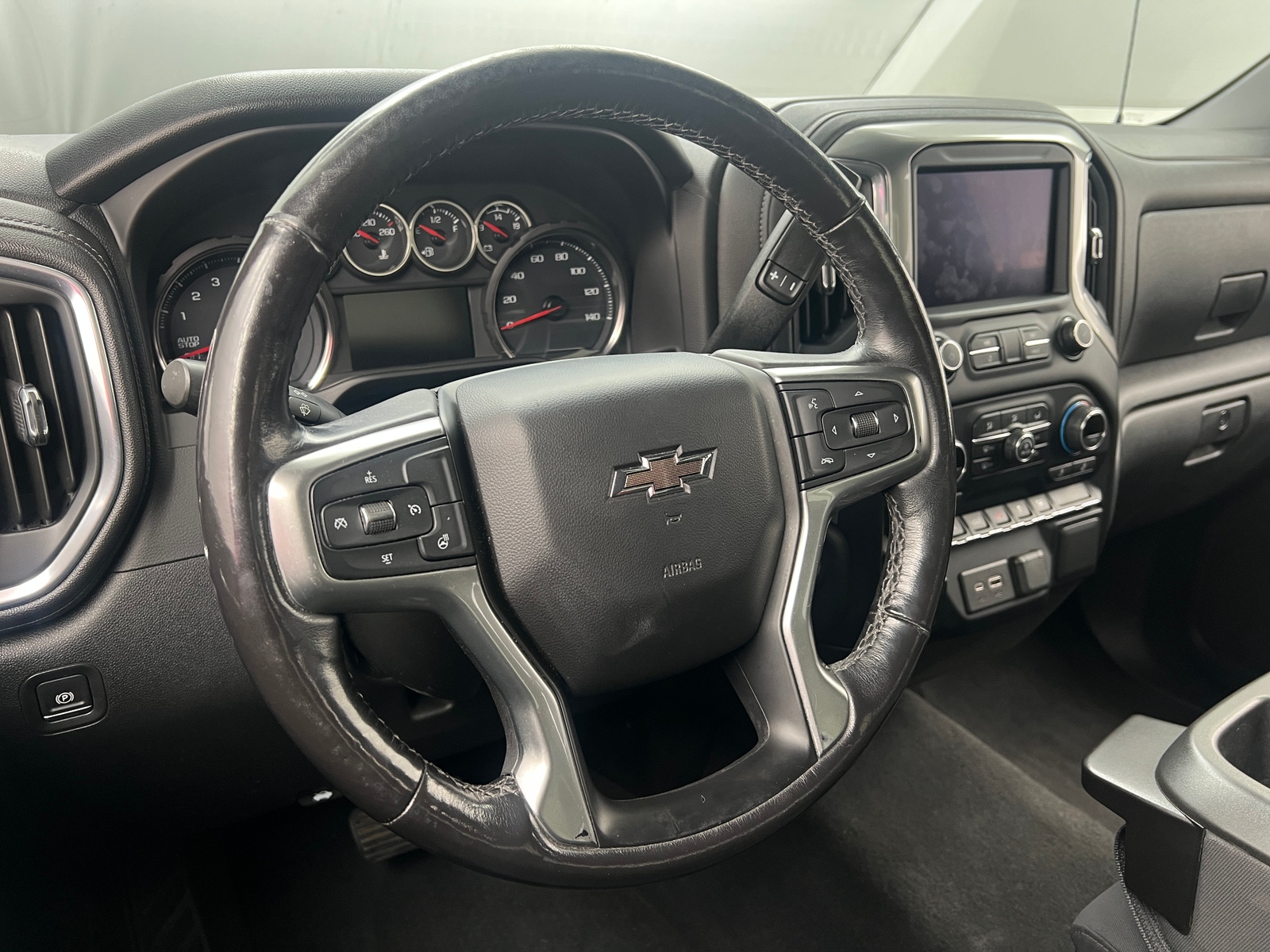 Thumbnail: 2020 Chevrolet Silverado 1500 - 5