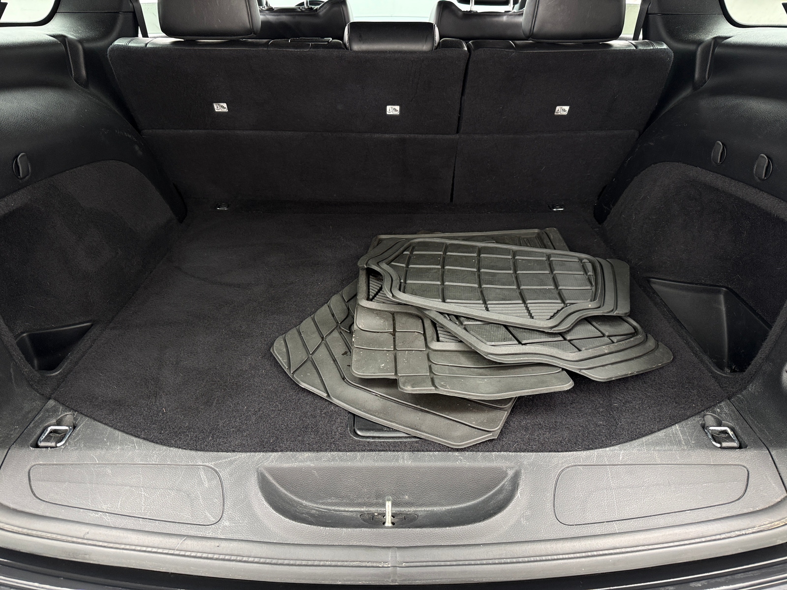 Thumbnail: 2020 Jeep Grand Cherokee - 7