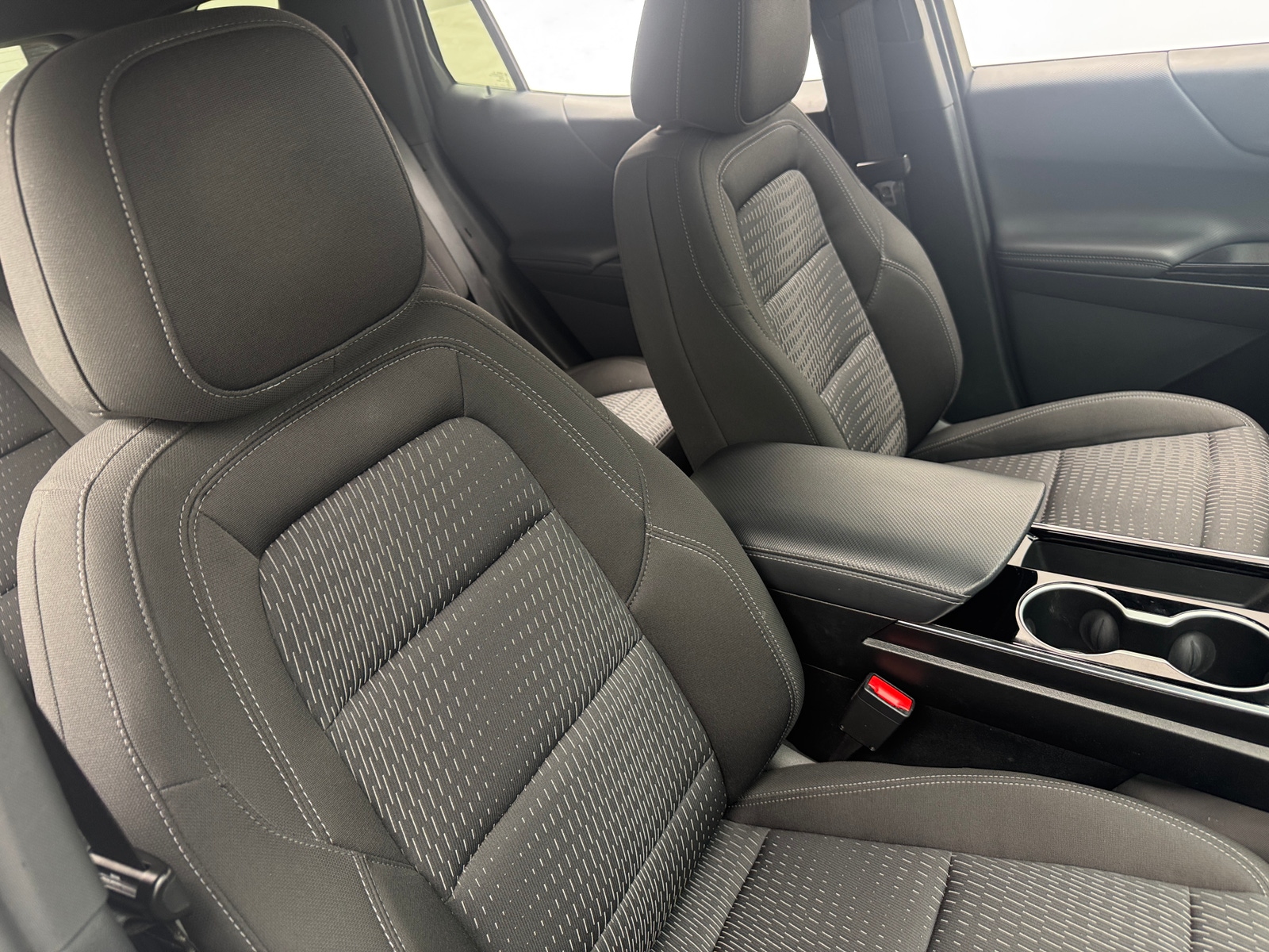 Thumbnail: 2025 Chevrolet Equinox - 2