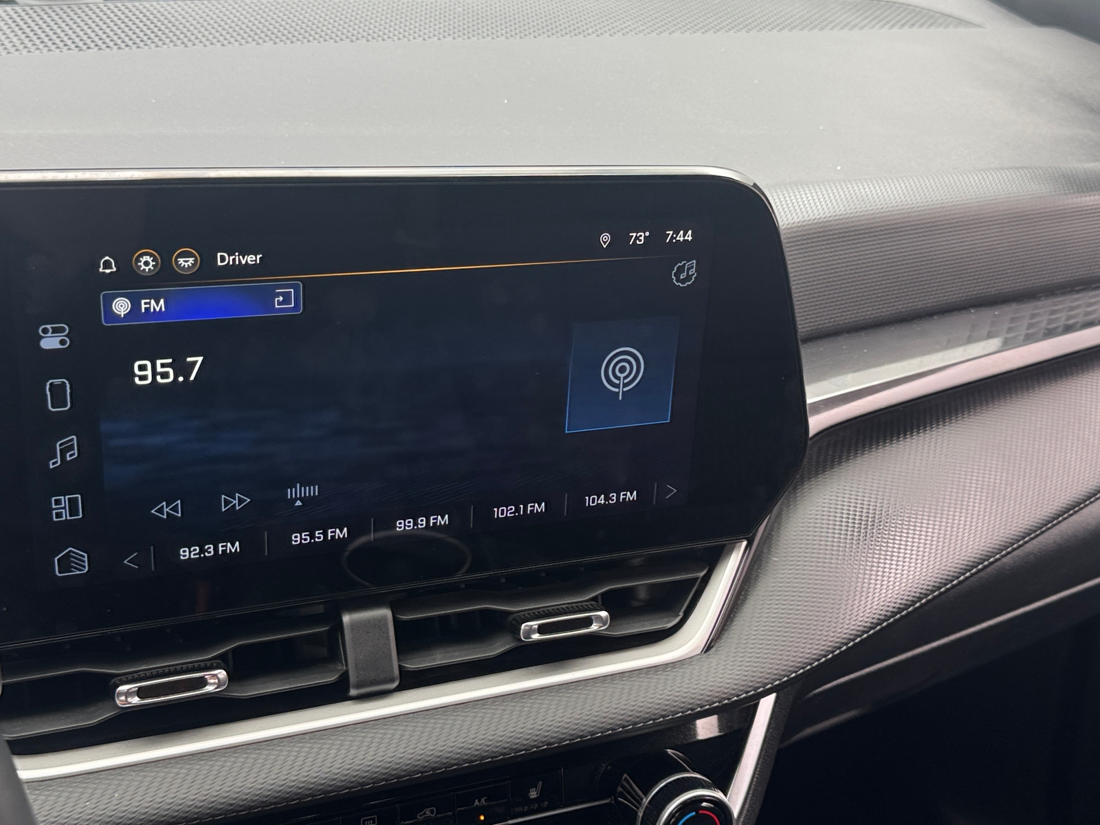 Thumbnail: 2025 Chevrolet Equinox - 4