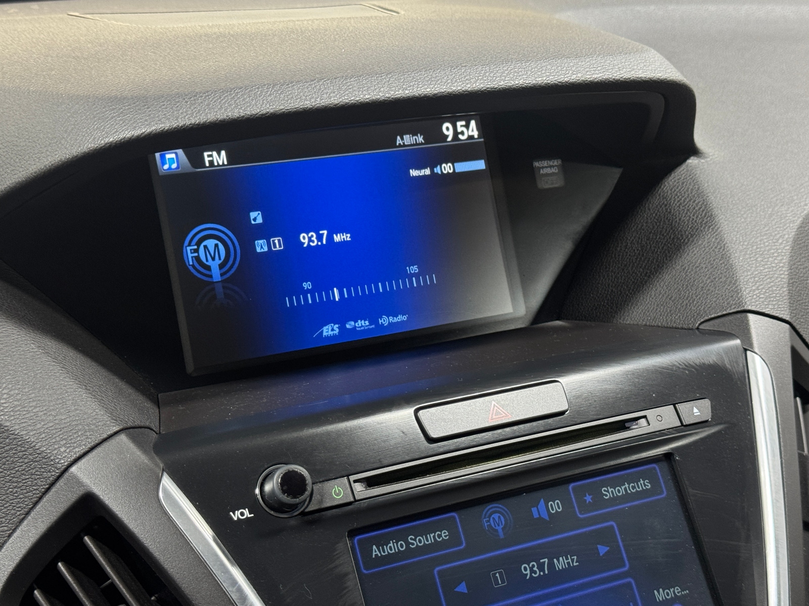 Thumbnail: 2014 Acura MDX - 4