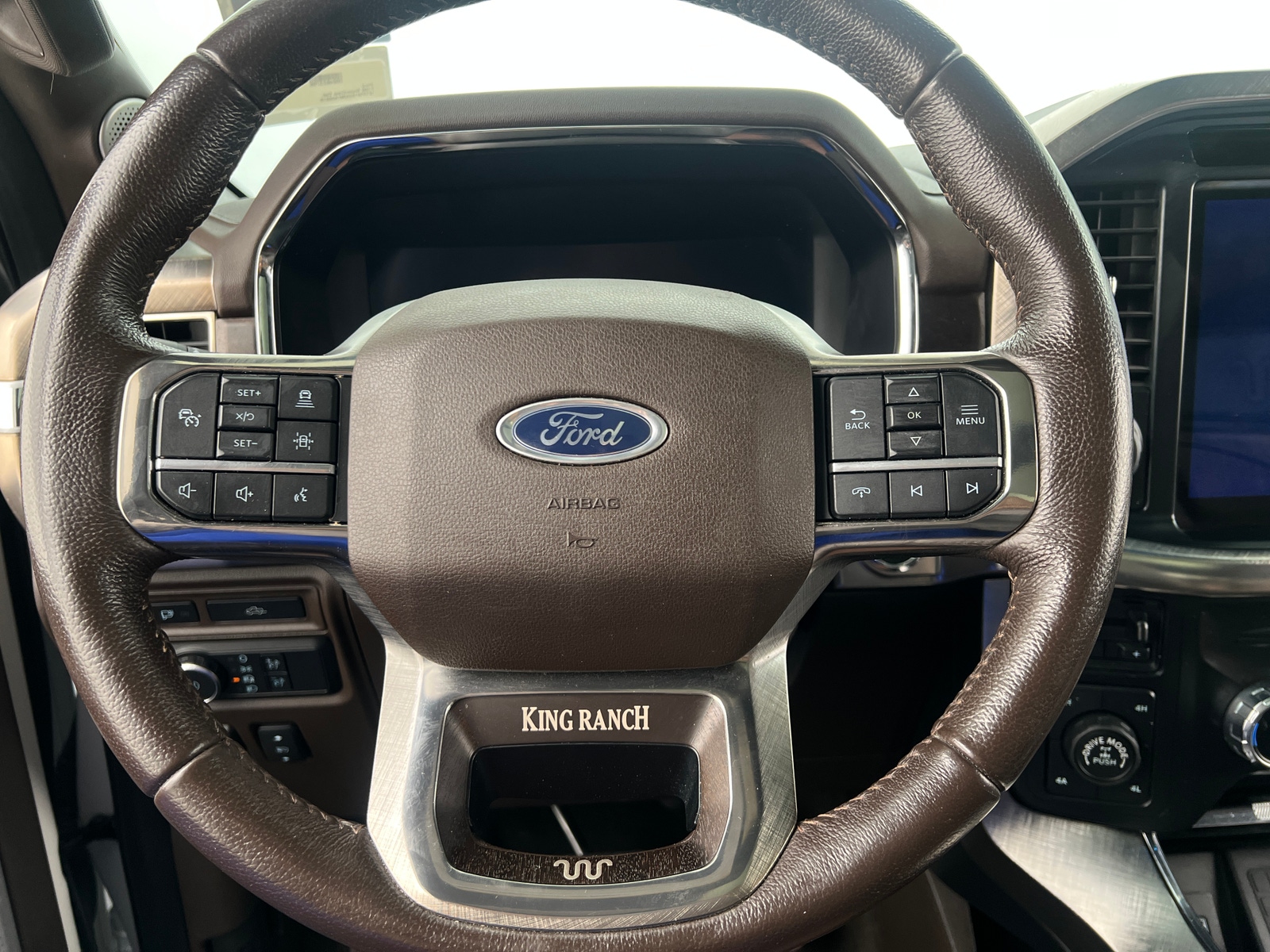 Thumbnail: 2022 Ford Econoline - 4