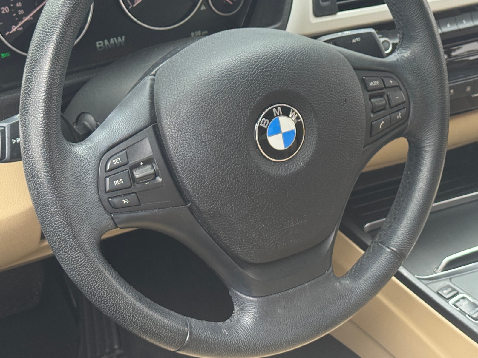 Thumbnail: 2018 BMW 3 Series - 4