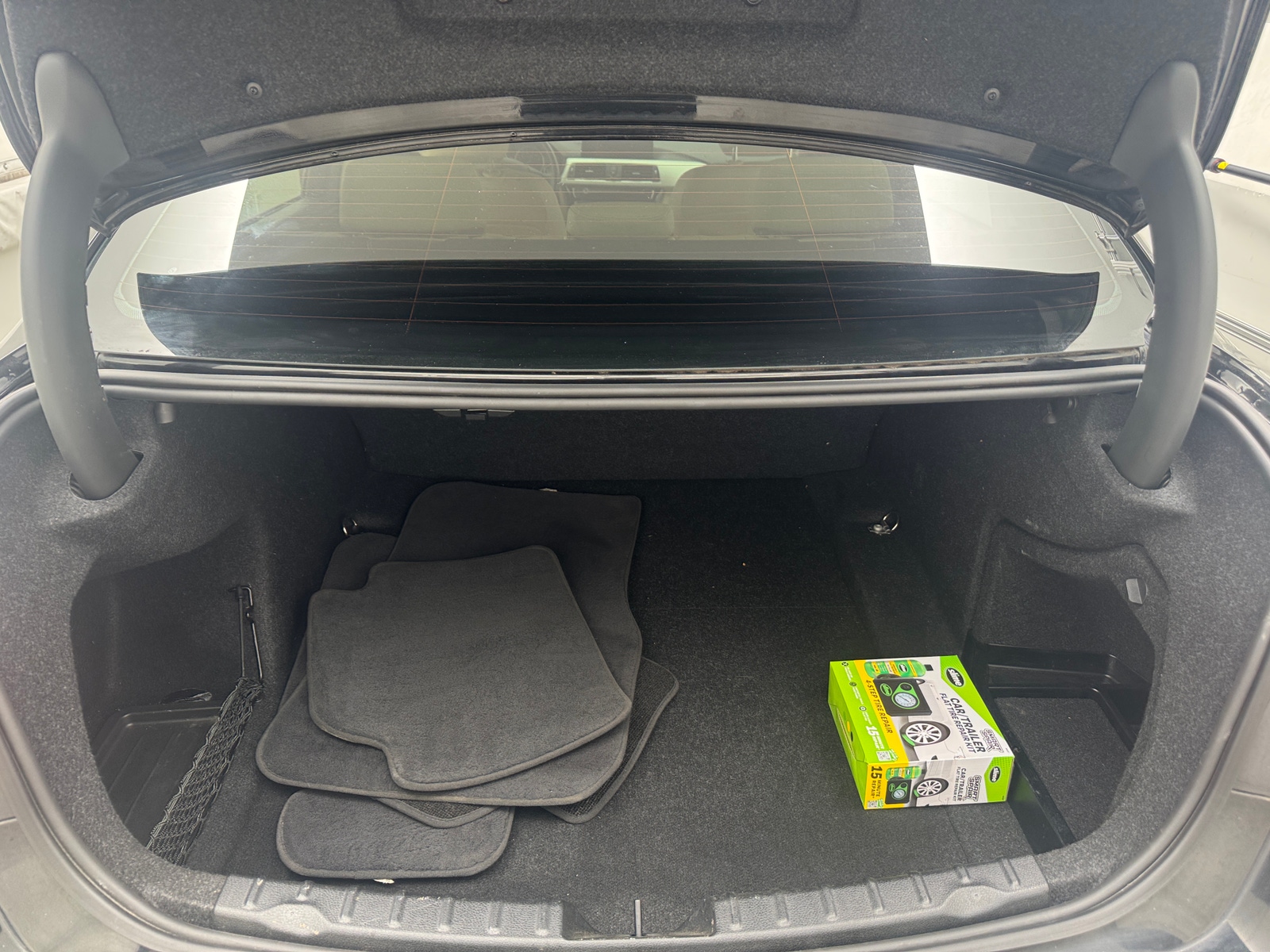 Thumbnail: 2018 BMW 3 Series - 6