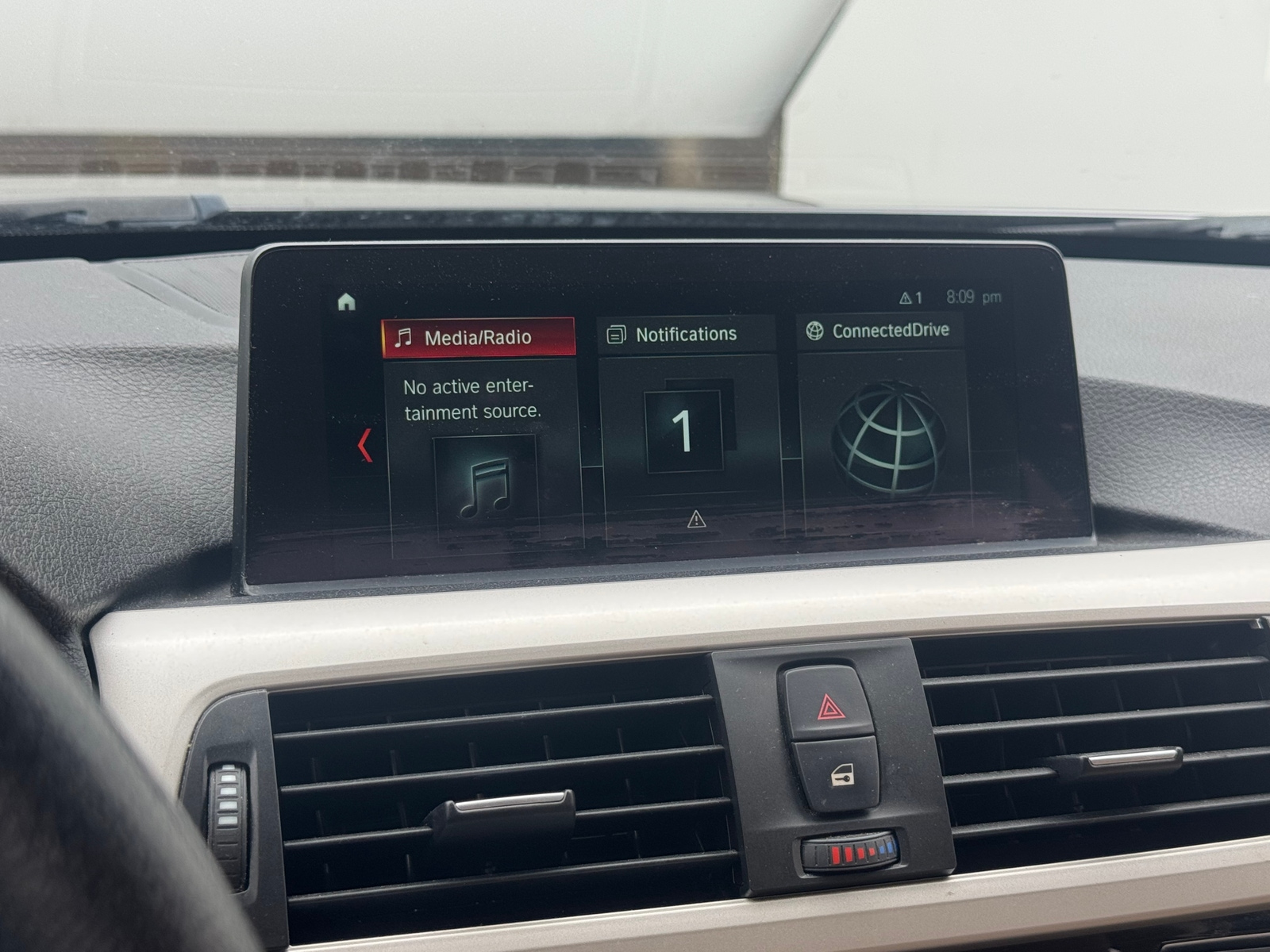 Thumbnail: 2018 BMW 3 Series - 3