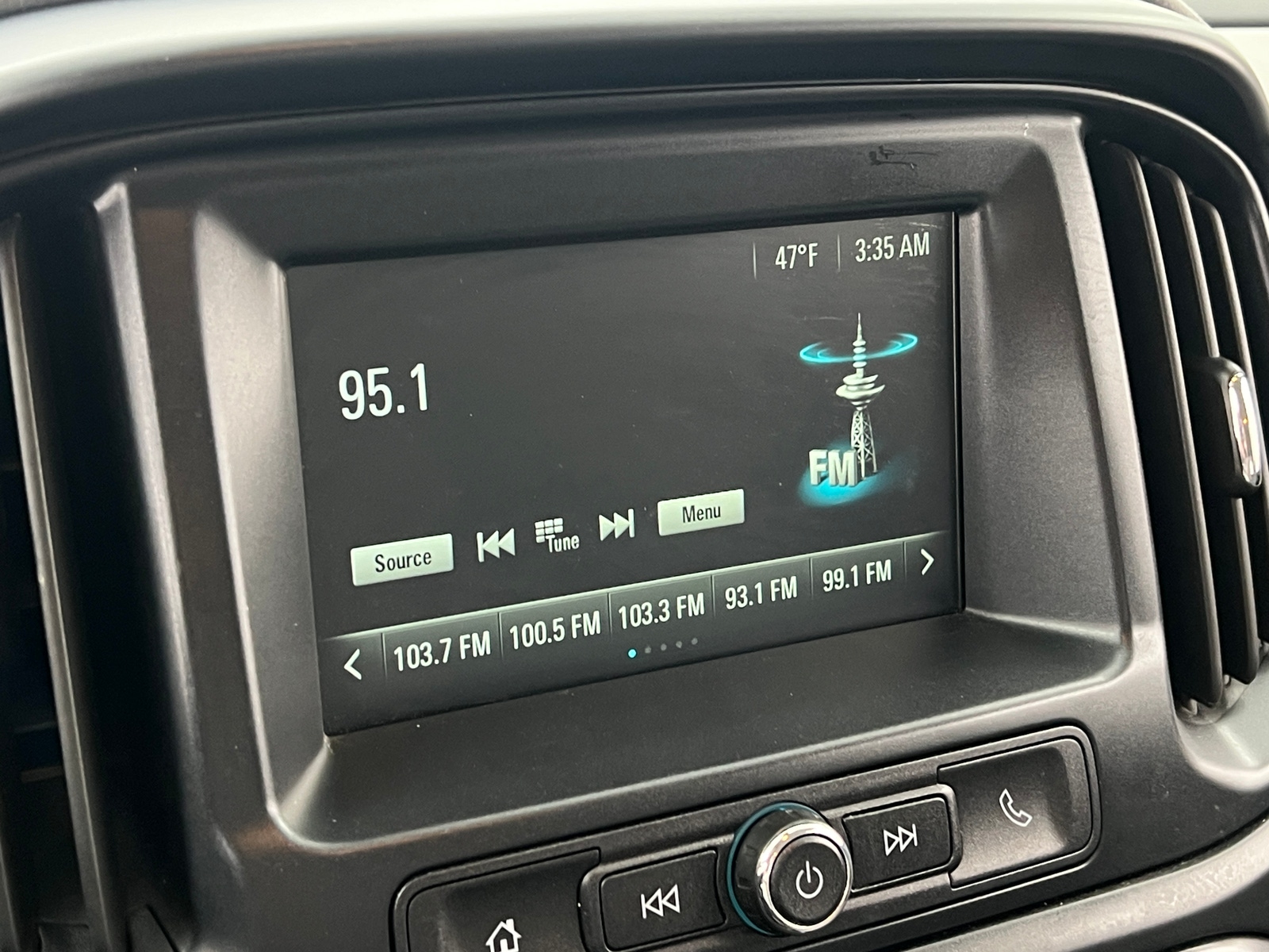 Thumbnail: 2018 Chevrolet Colorado - 4