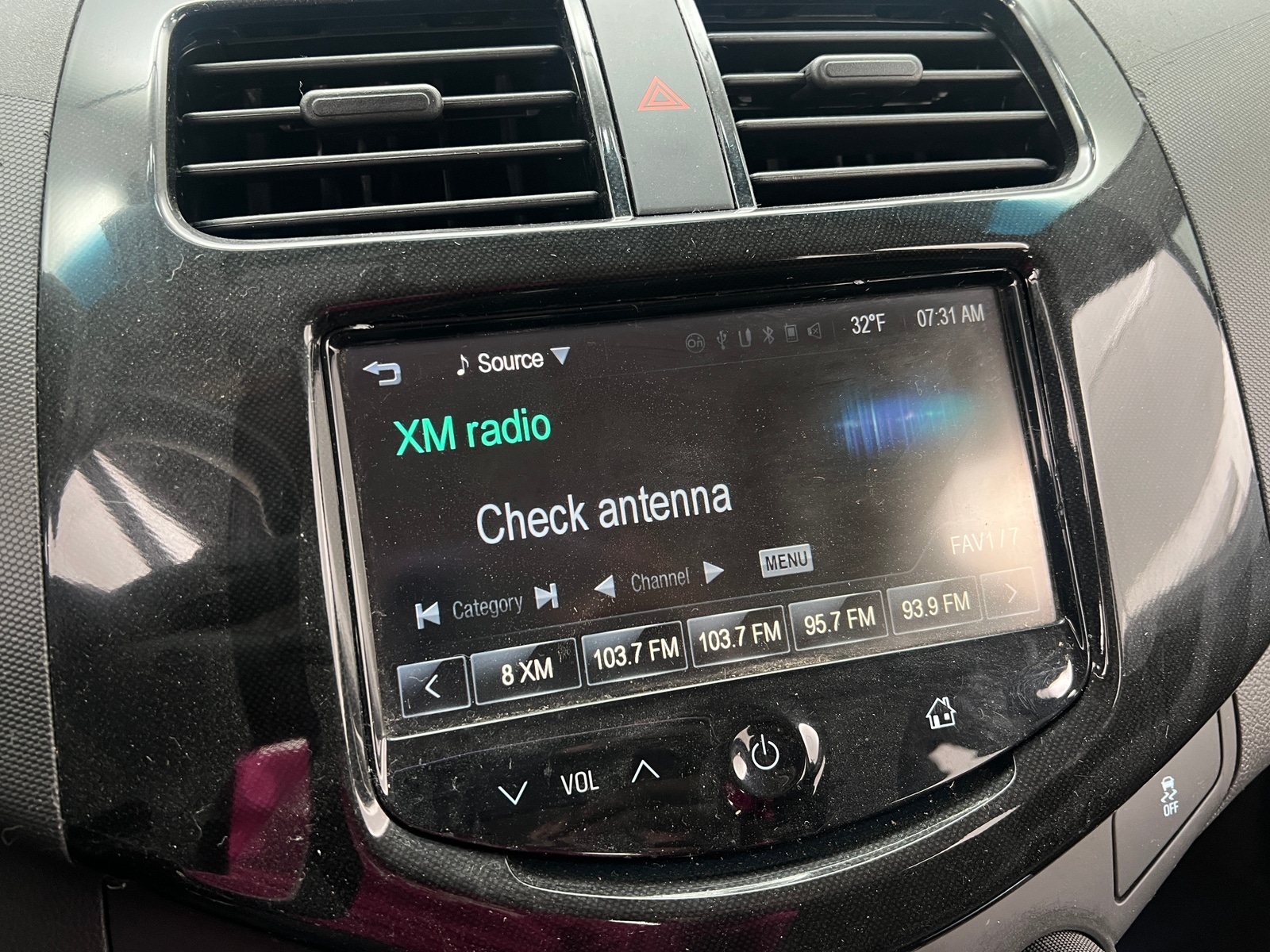 Thumbnail: 2014 Chevrolet Spark - 4