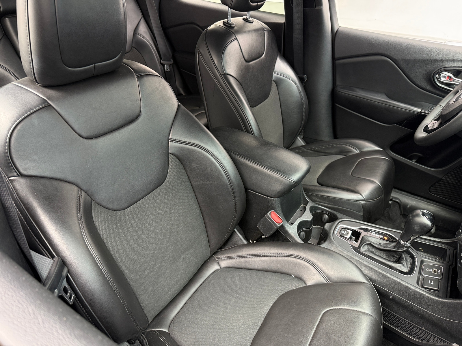 Thumbnail: 2021 Jeep Cherokee - 2