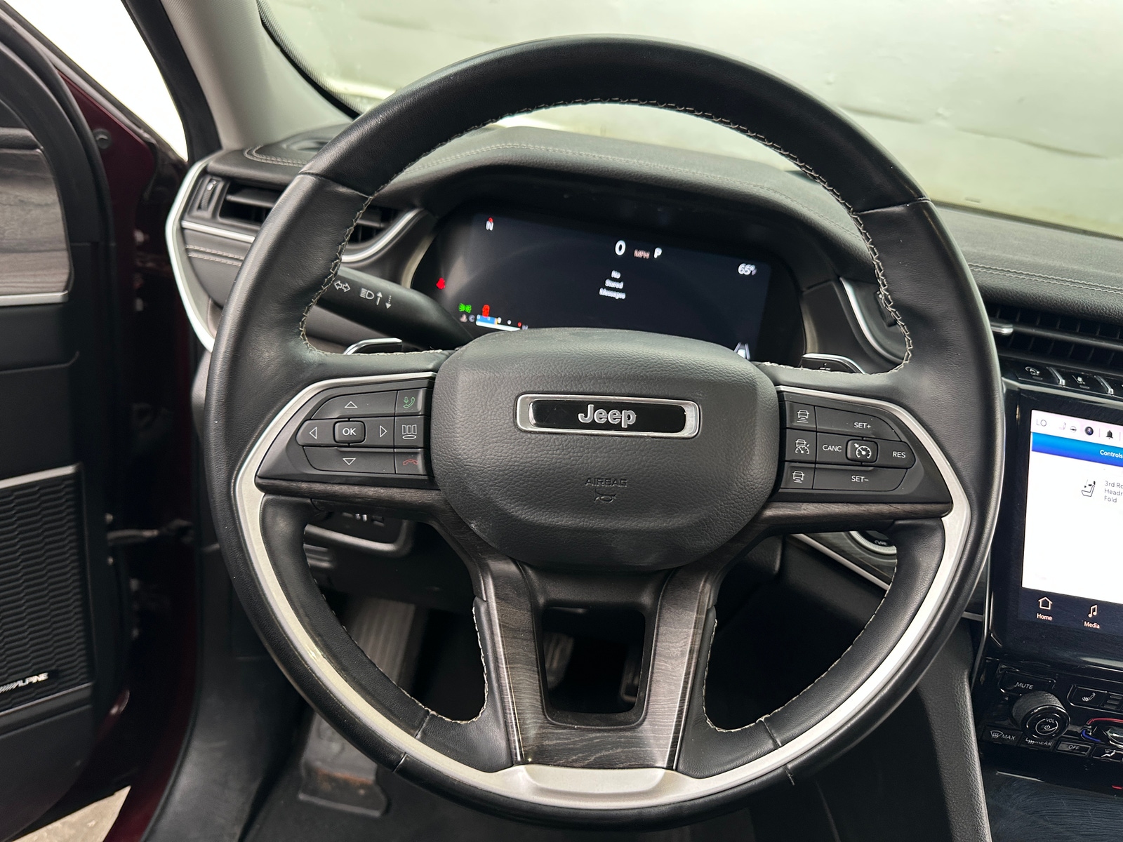 Thumbnail: 2022 Jeep Grand Cherokee L - 4