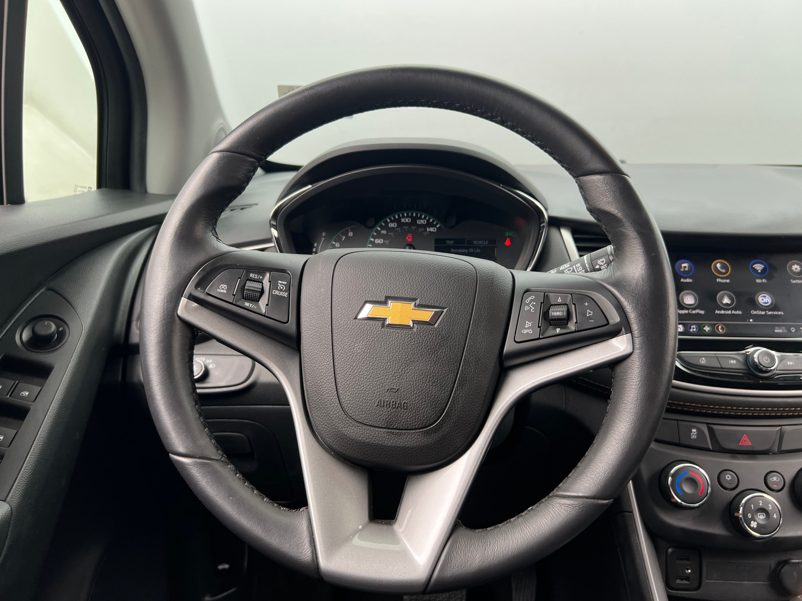 Thumbnail: 2022 Chevrolet Trax - 5