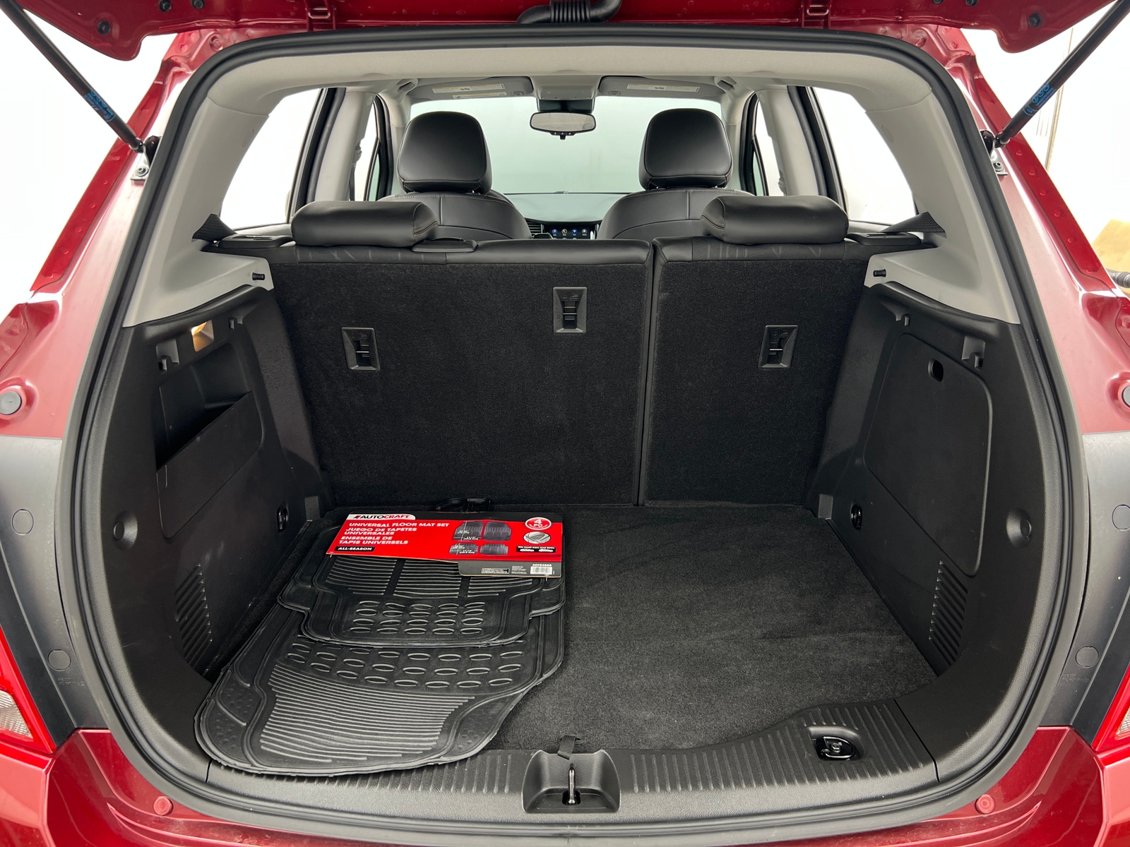 Thumbnail: 2022 Chevrolet Trax - 7