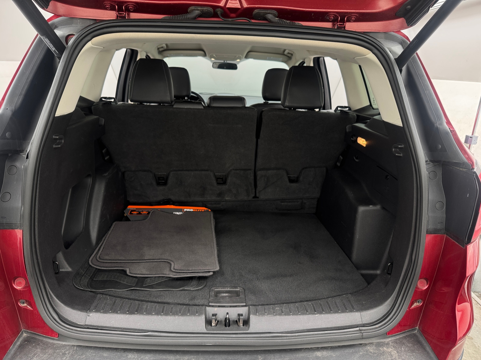 Thumbnail: 2019 Ford Escape - 6