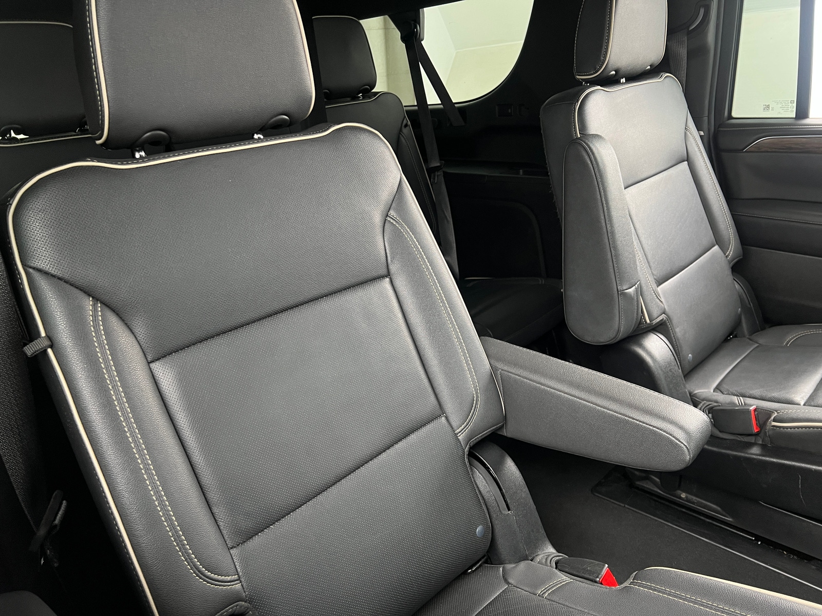 Thumbnail: 2023 Chevrolet Suburban - 5