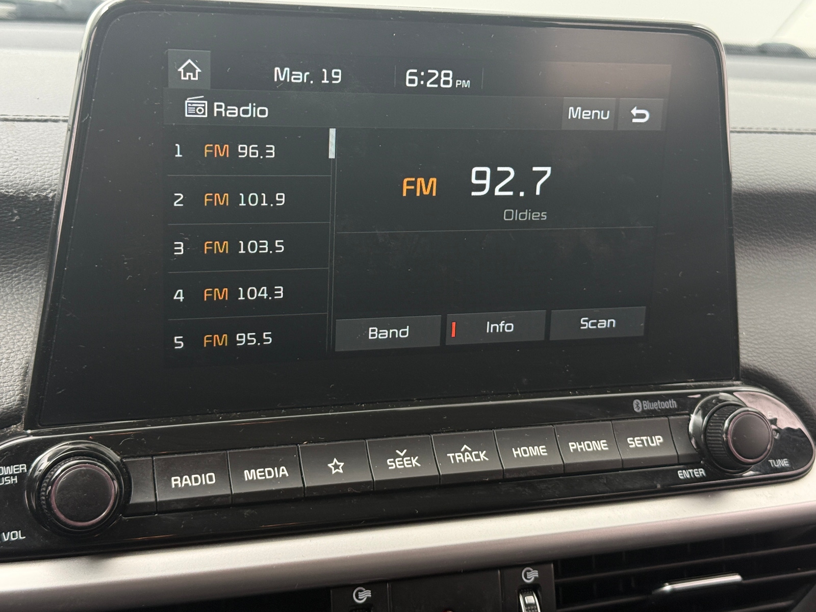 Thumbnail: 2020 Kia Forte - 4