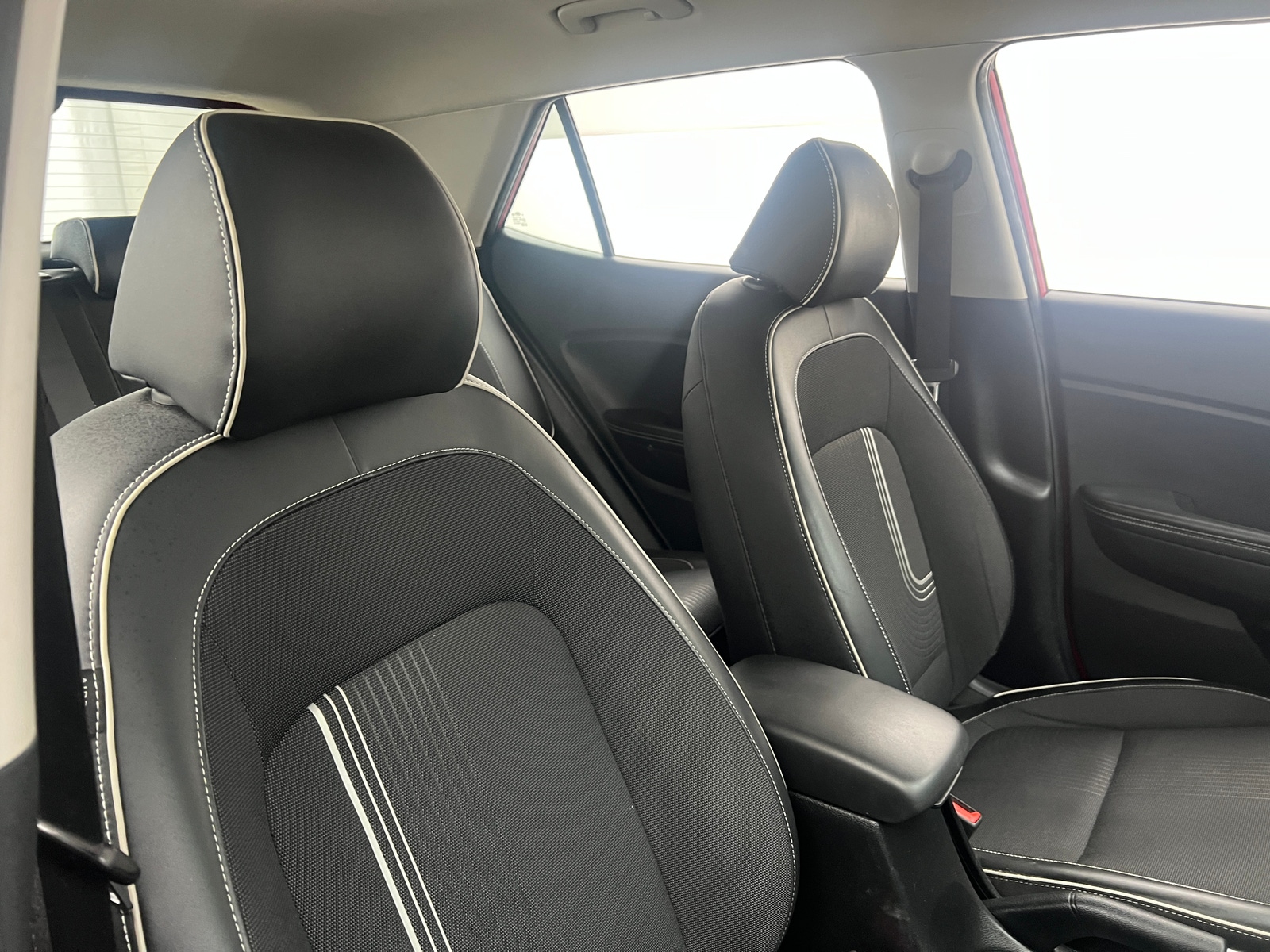 Thumbnail: 2022 Hyundai Venue - 2