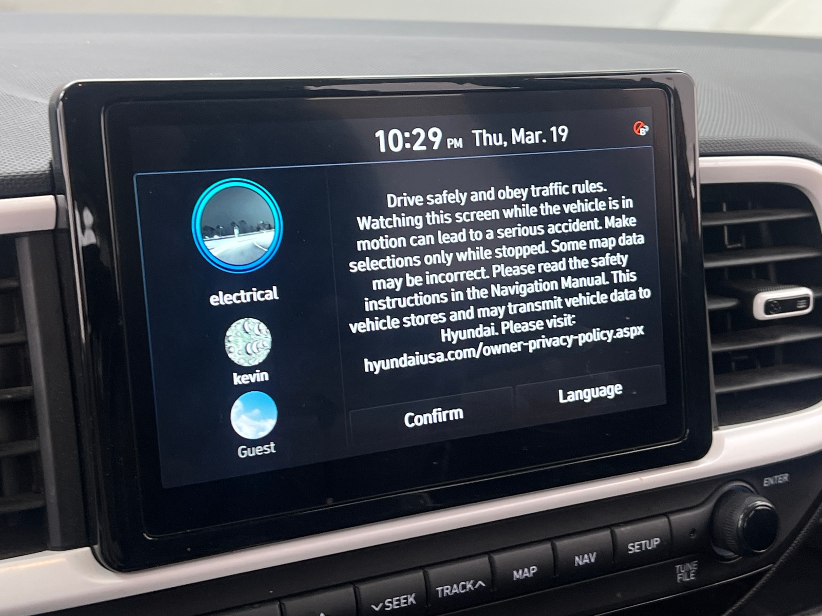 Thumbnail: 2022 Hyundai Venue - 4