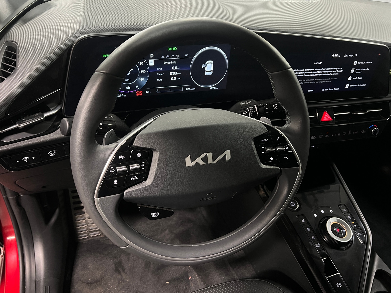 Thumbnail: 2023 Kia Niro - 4
