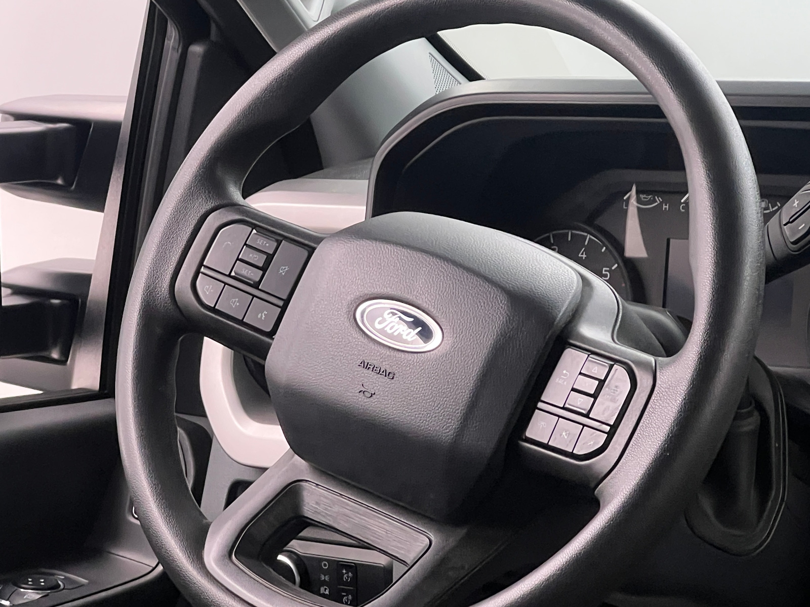 Thumbnail: 2024 Ford Econoline - 5