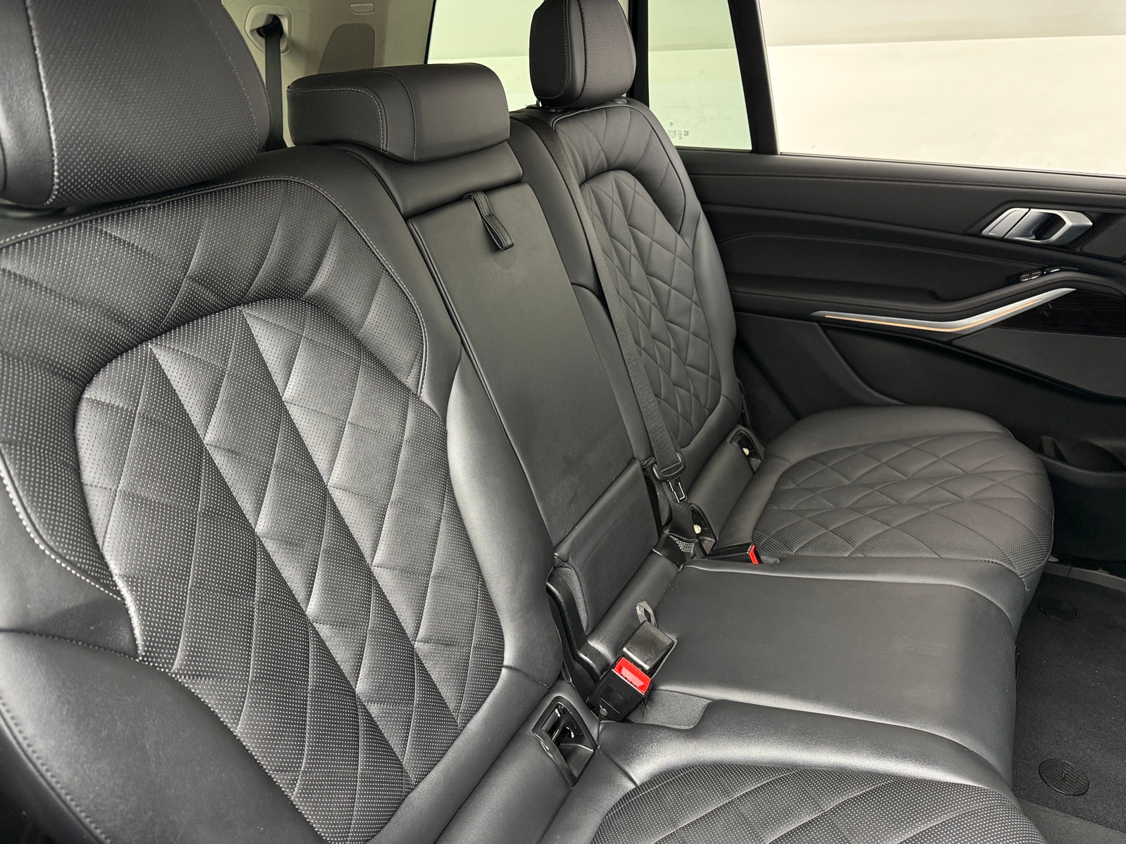 Thumbnail: 2025 BMW X7 - 5