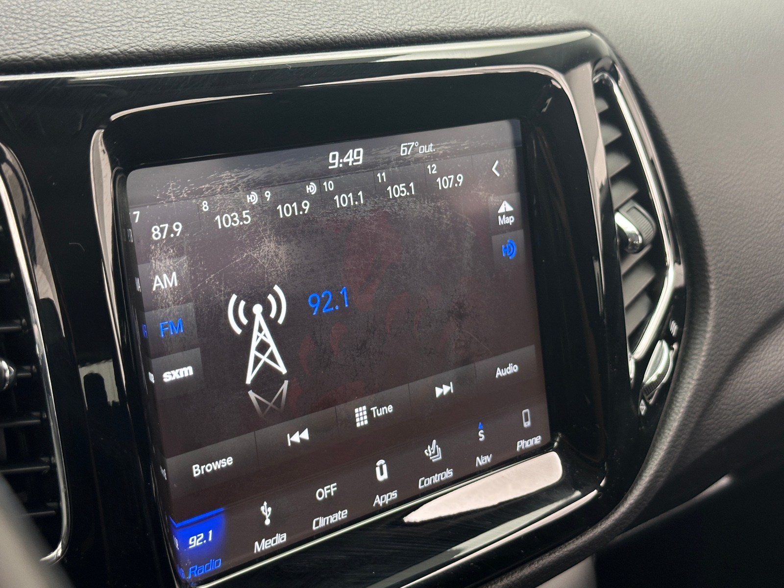 Thumbnail: 2018 Jeep Compass - 4