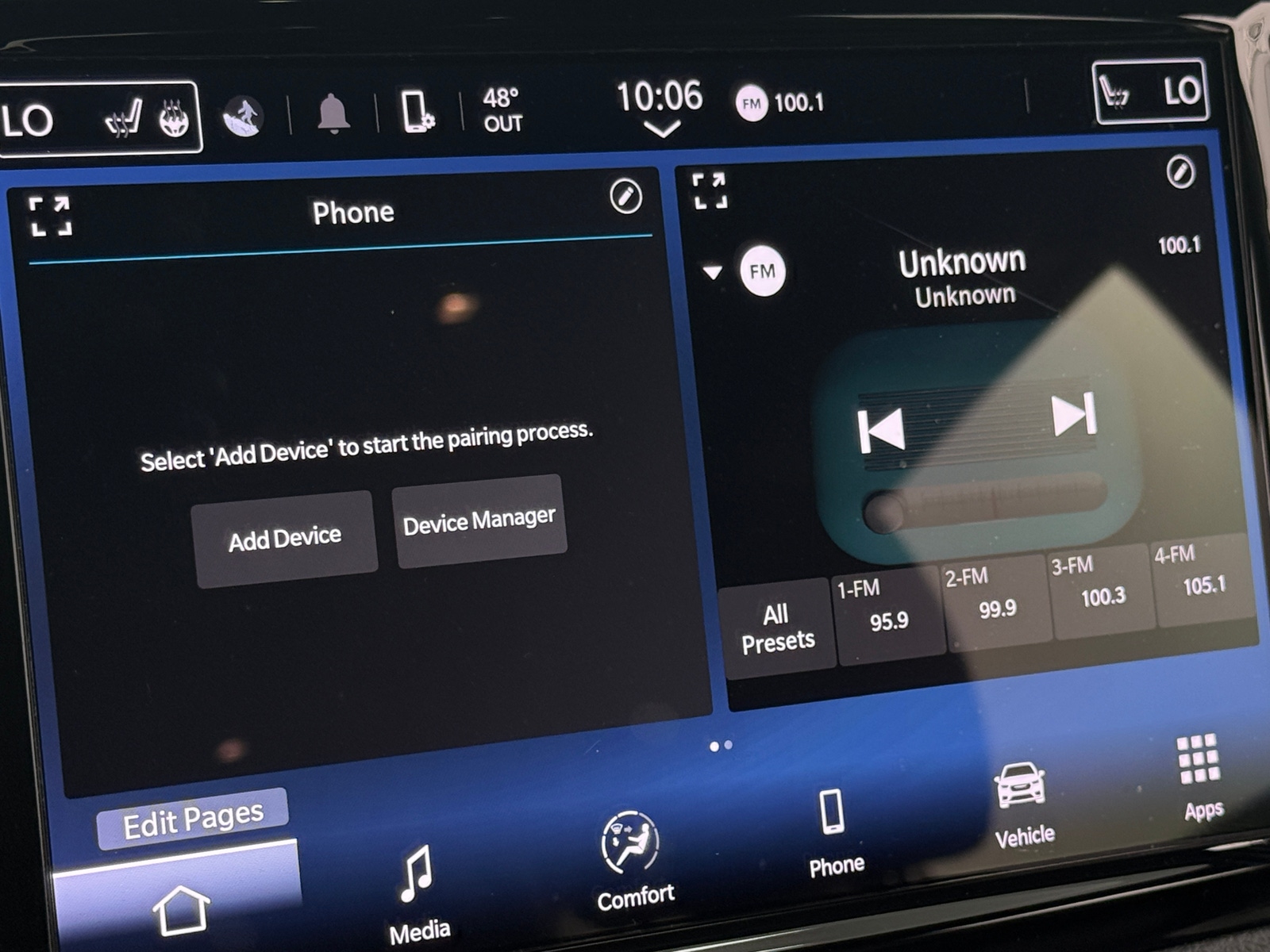 Thumbnail: 2023 Chrysler Pacifica - 3