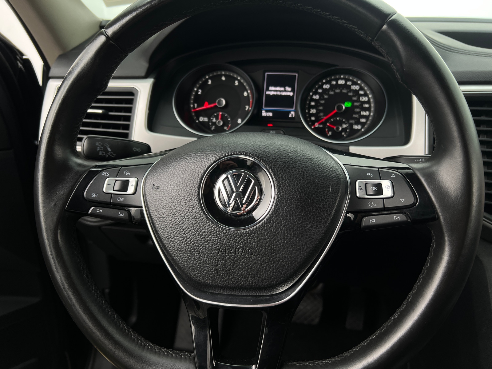 Thumbnail: 2018 Volkswagen Atlas - 4