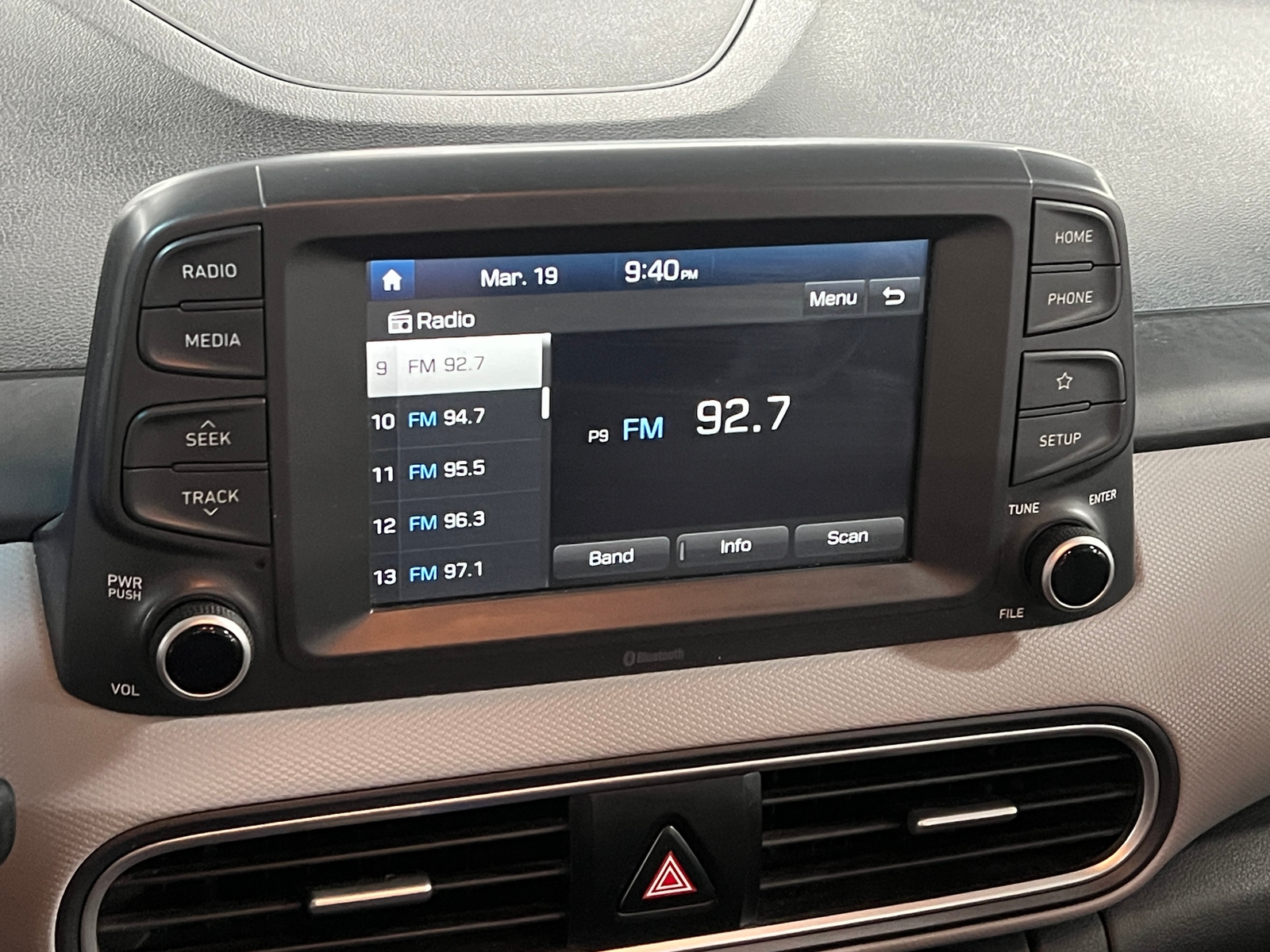 Thumbnail: 2021 Hyundai Kona - 4