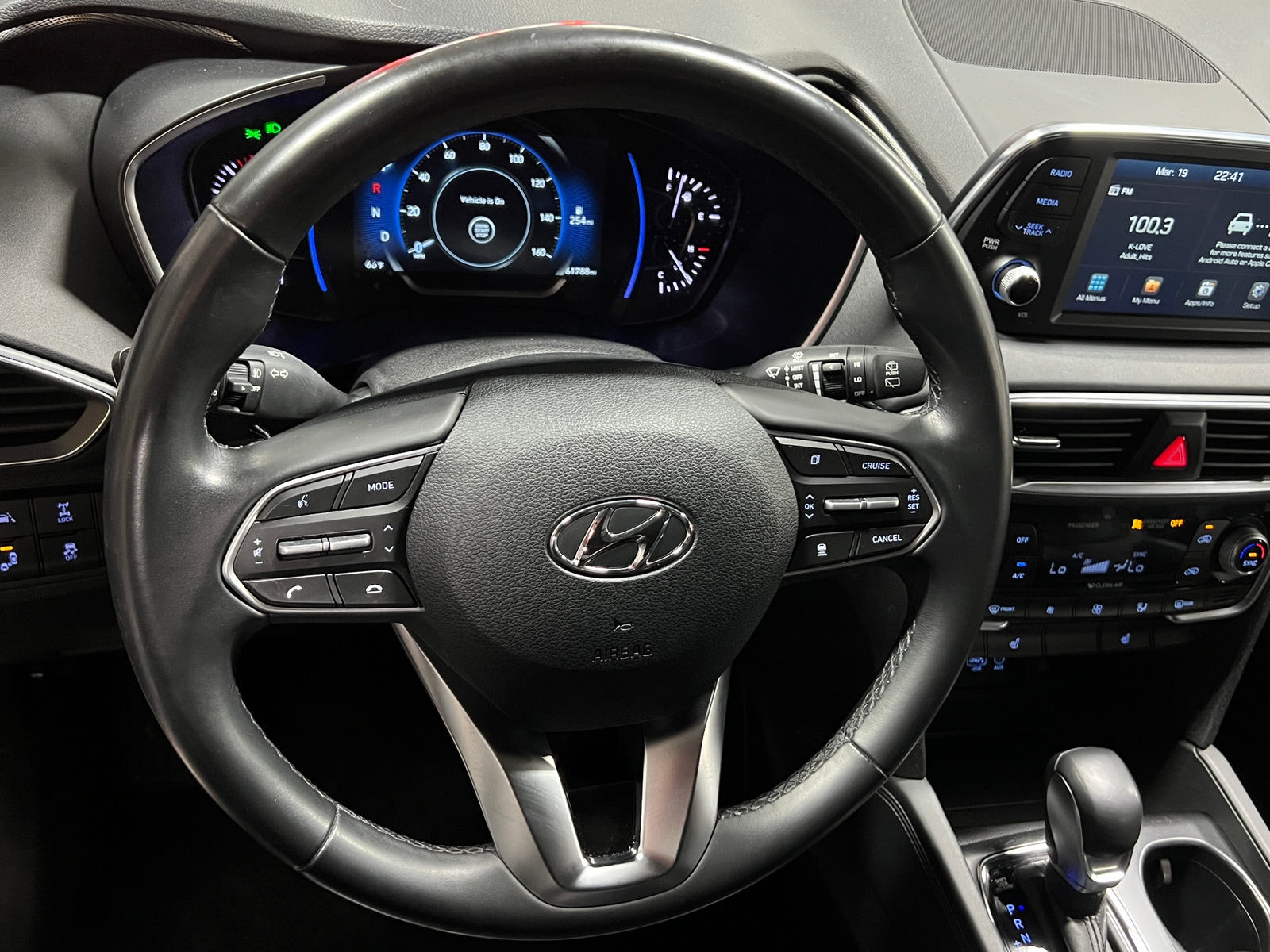 Thumbnail: 2020 Hyundai Santa Fe - 4