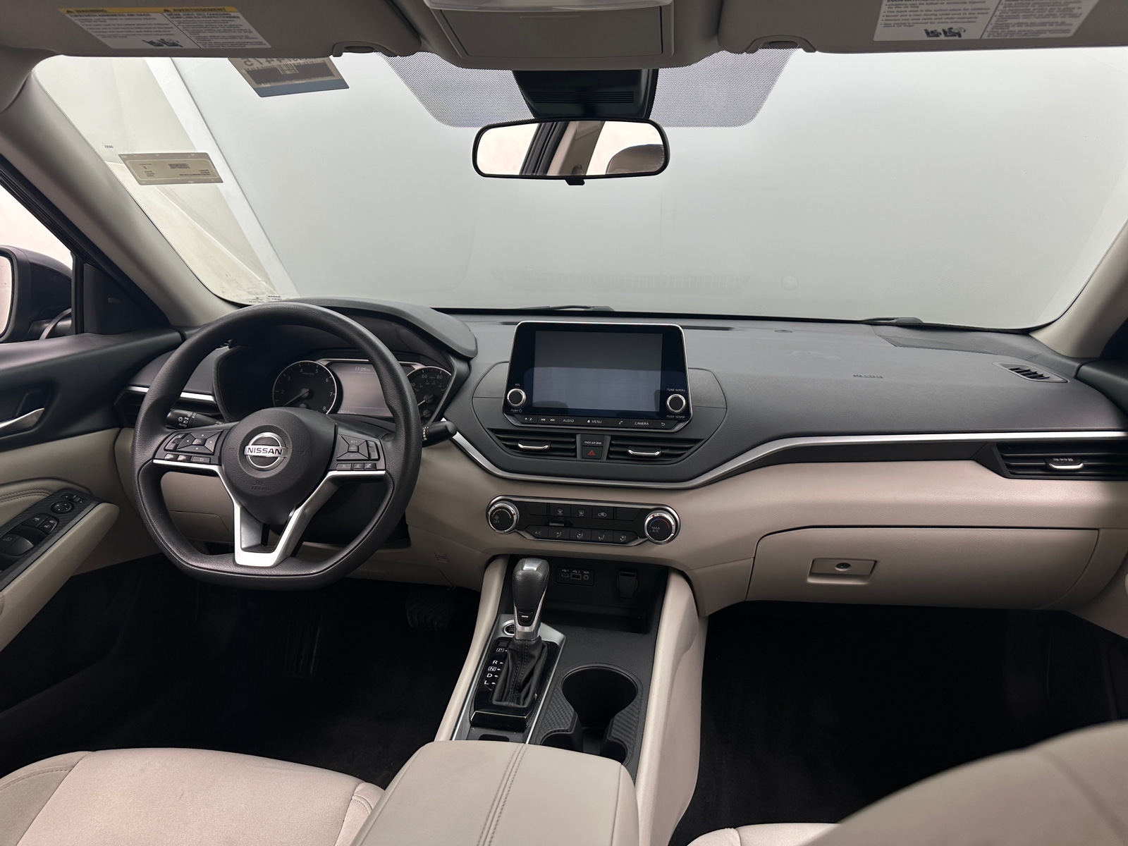 Thumbnail: 2020 Nissan Altima - 3