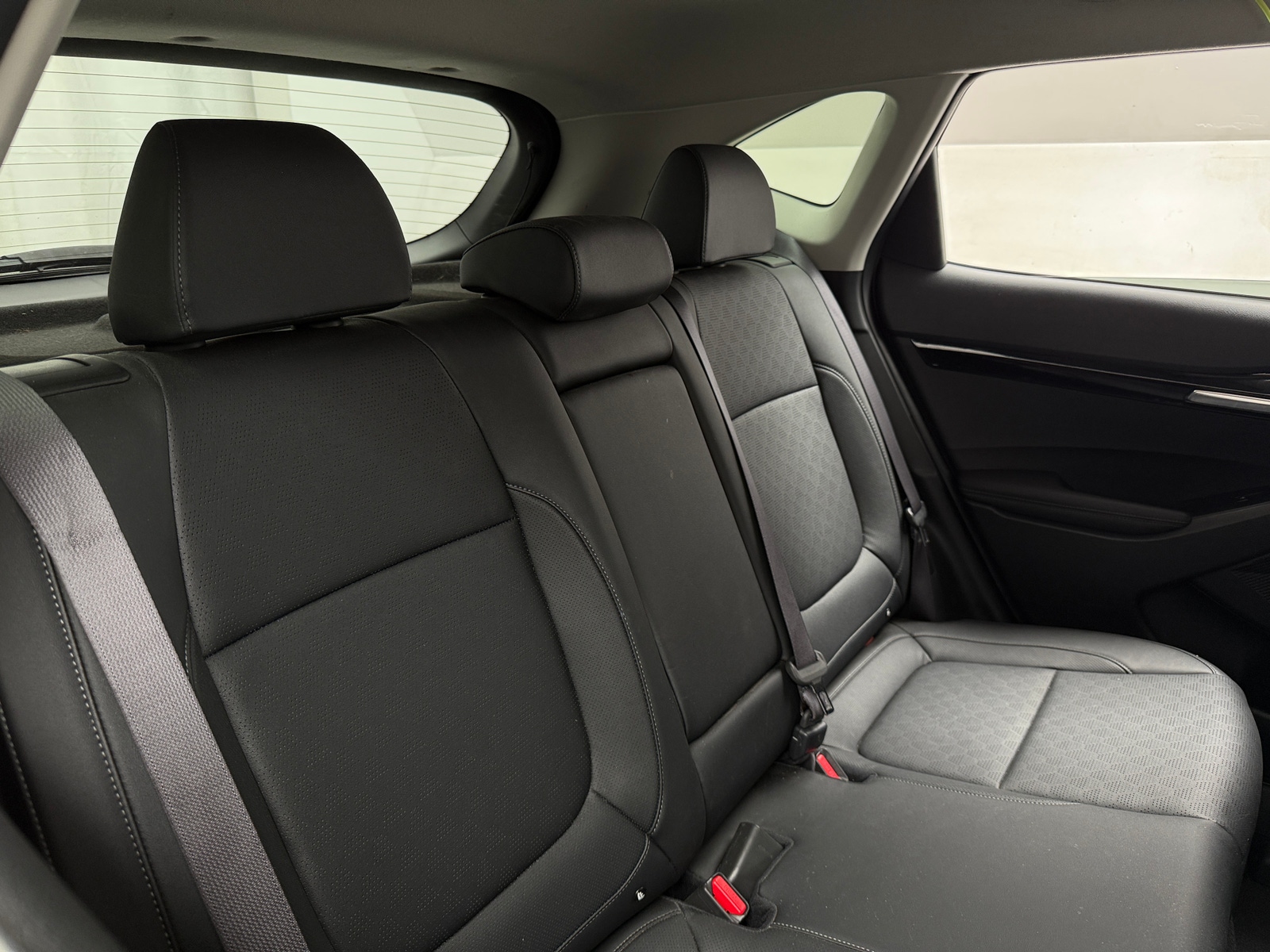 Thumbnail: 2023 Kia Seltos - 5