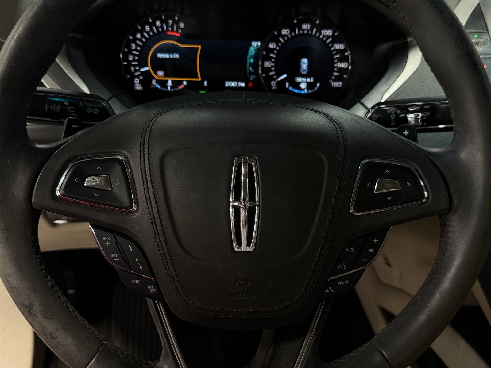 Thumbnail: 2017 Lincoln MKZ - 4