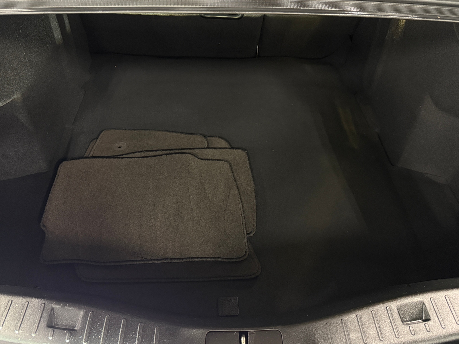 Thumbnail: 2017 Lincoln MKZ - 6