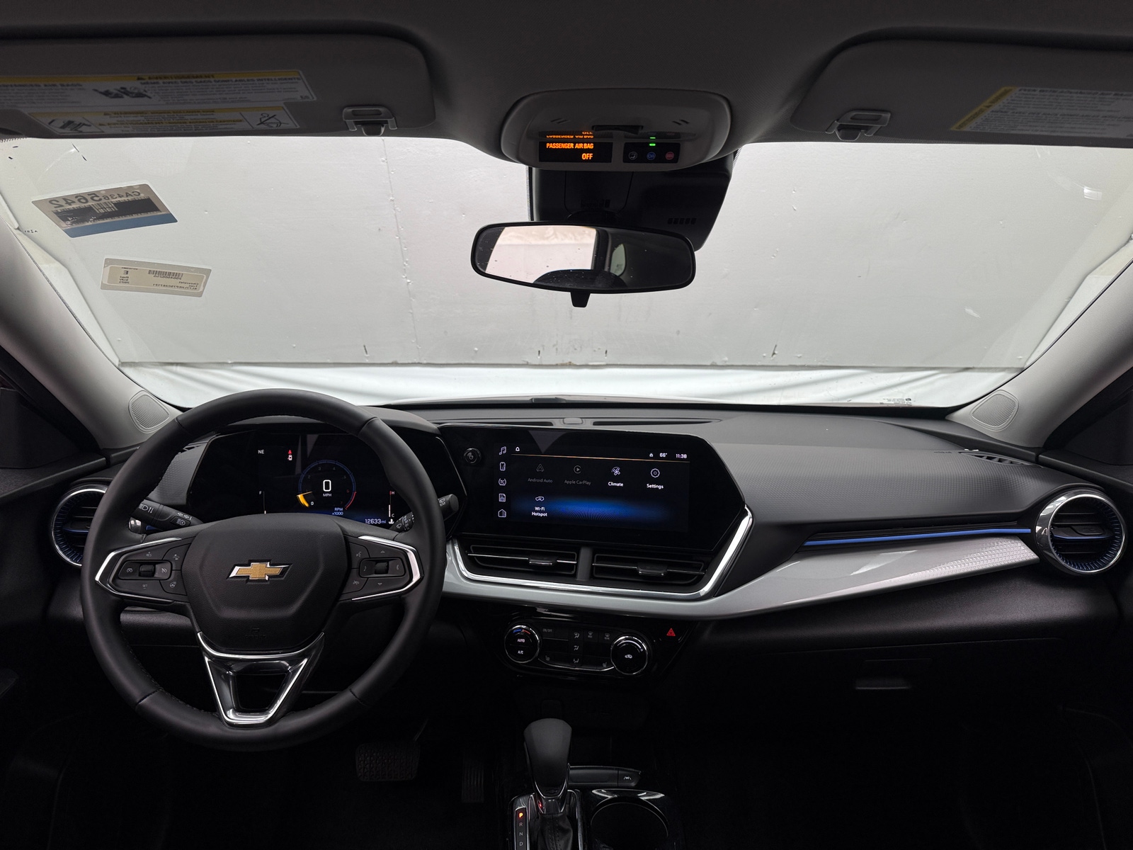 Thumbnail: 2025 Chevrolet Trax - 3