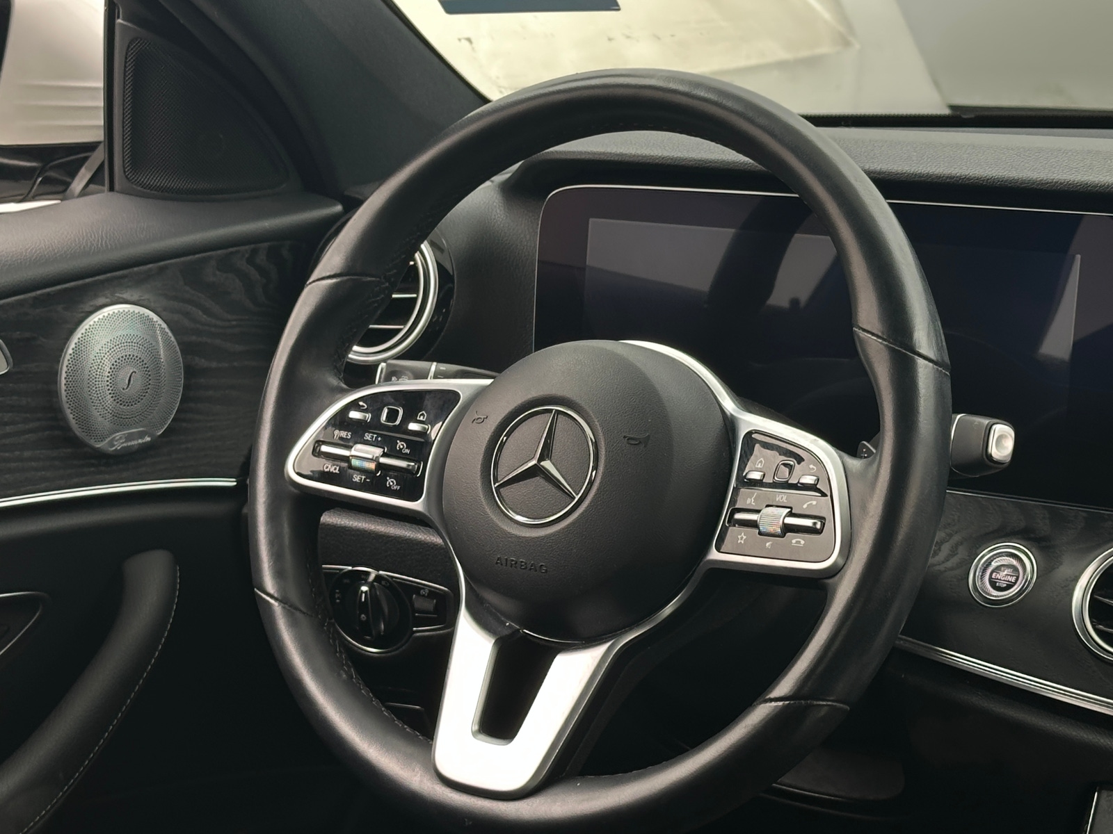 Thumbnail: 2020 Mercedes-Benz E-Class - 4